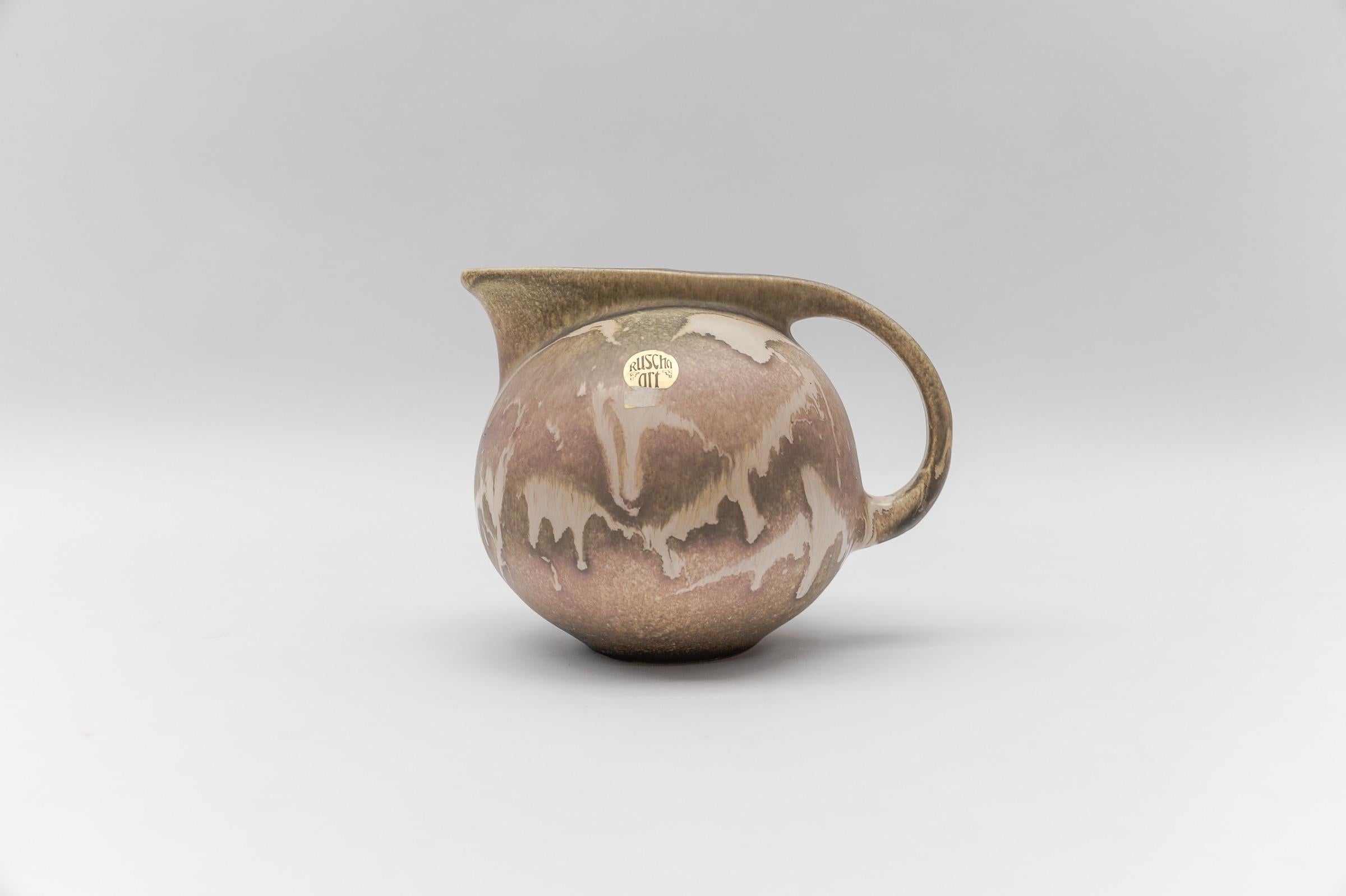 Vase en poterie extrêmement rare 