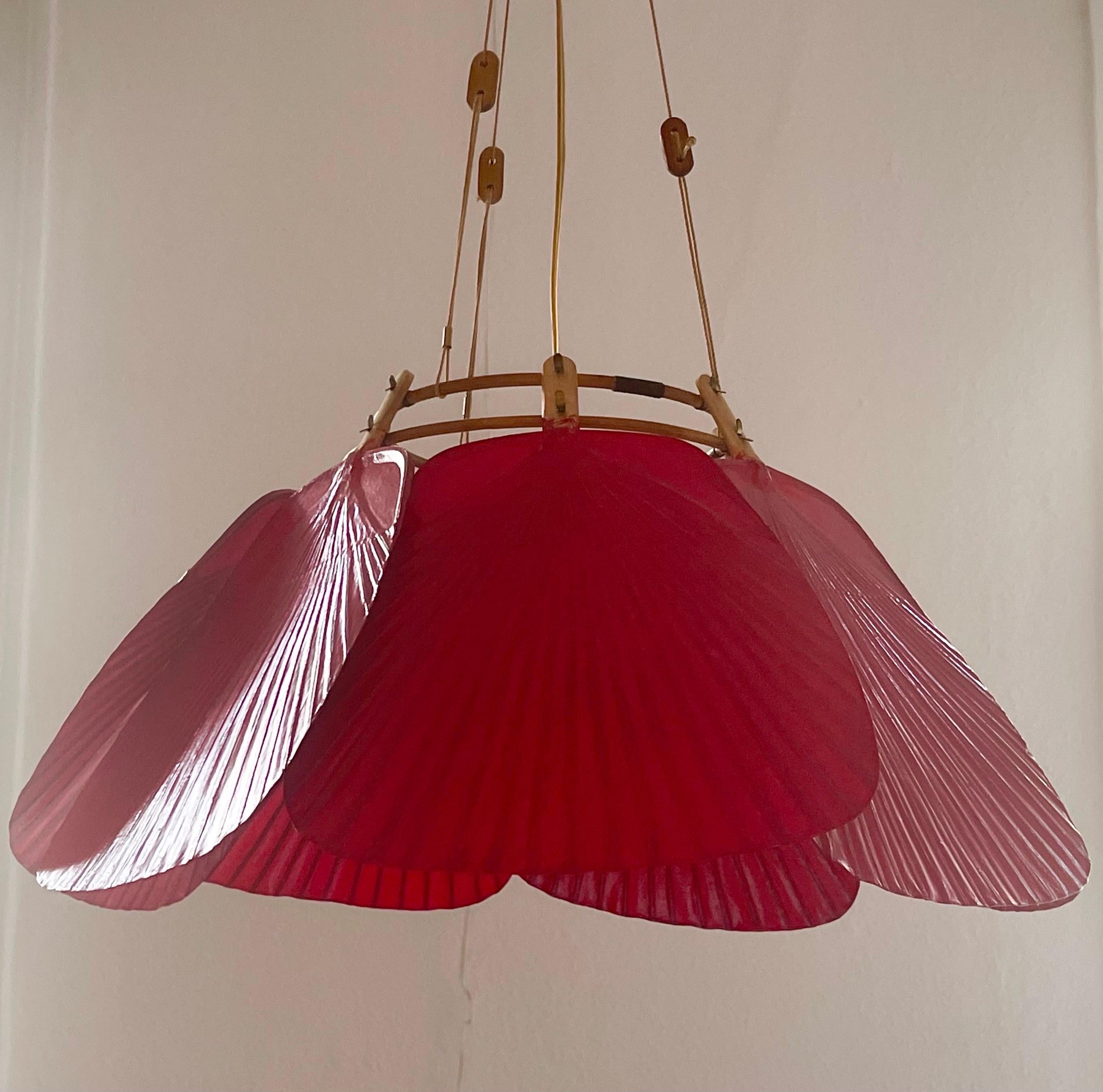 Lampe à suspension « Shichi » rouge extrêmement rare d'Ingo Maurer, années 1970 Excellent état - En vente à Wiesbaden, Hessen