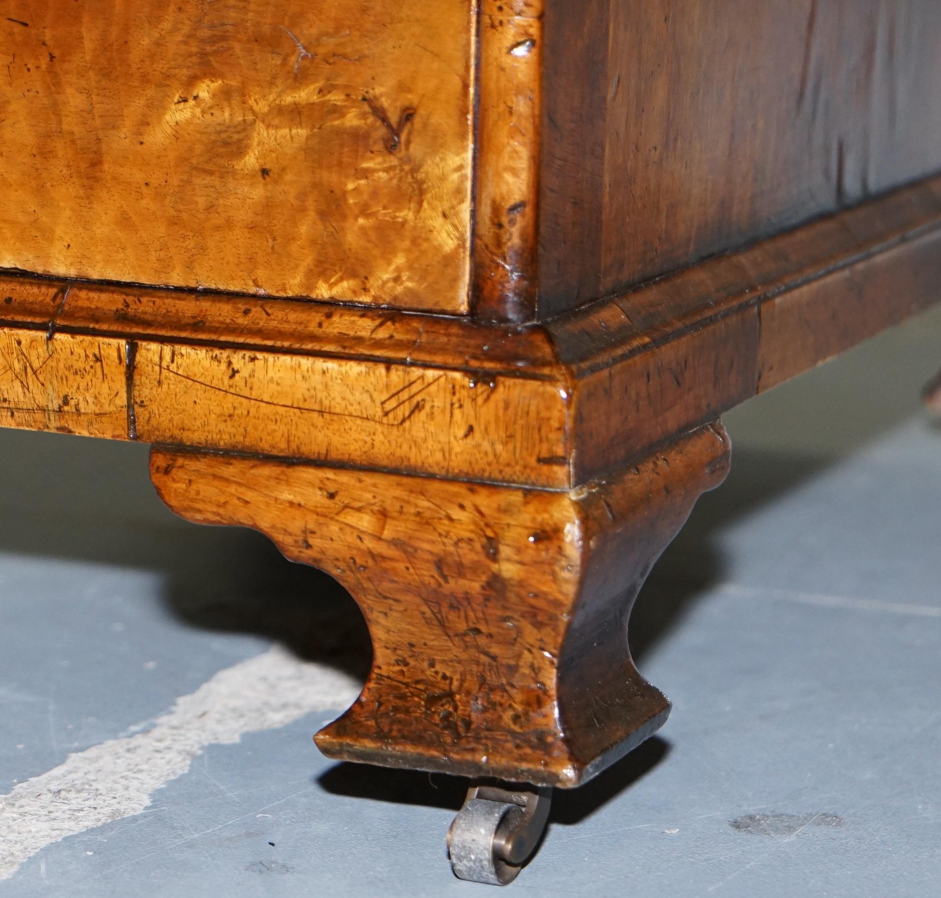 Extremely Rare Regency circa 1815 Solid Burr Walnut Curved Twin Pedestal Desk 7