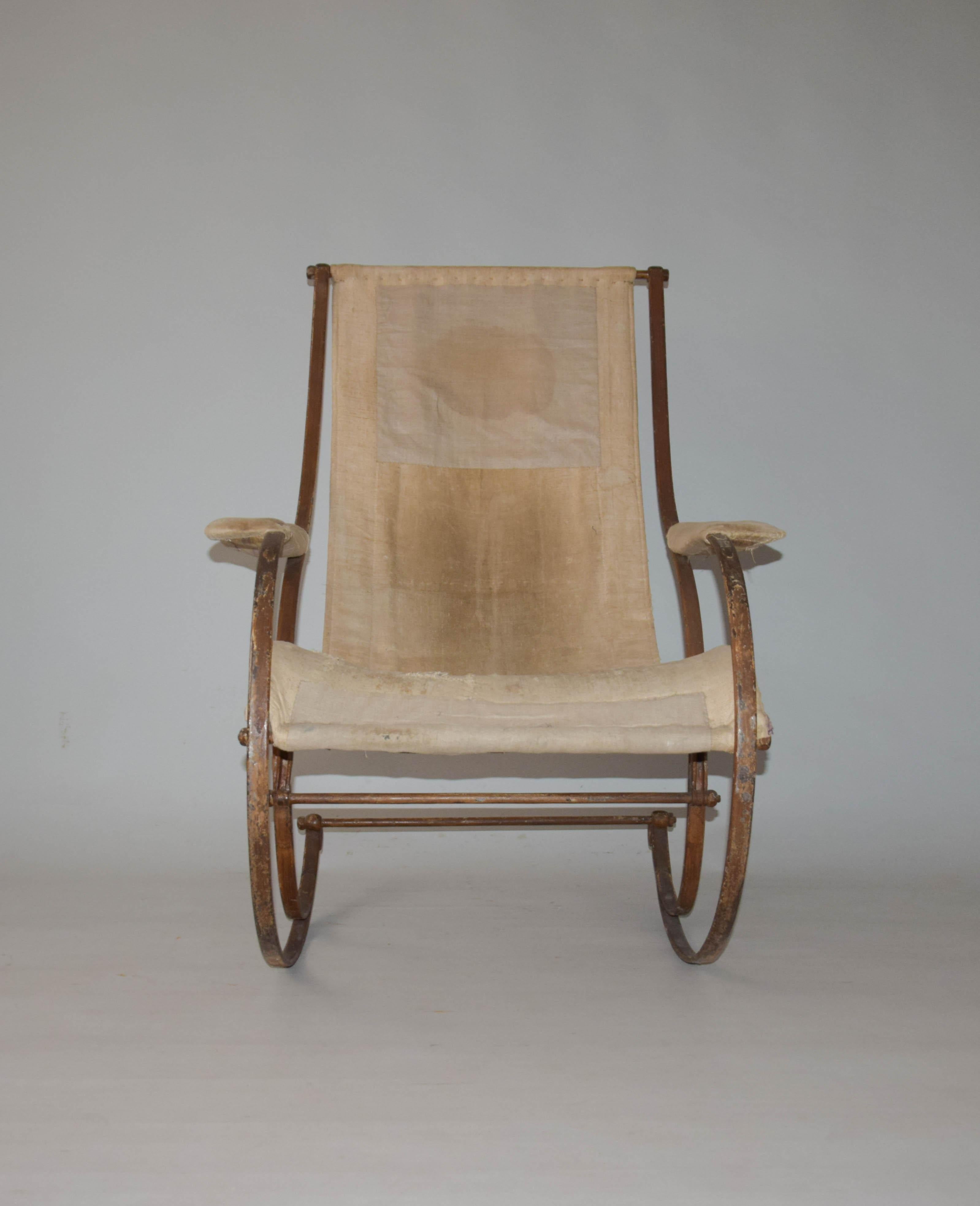 Extremely Rare Rocking Chair by Peter Cooper, 1850s In Fair Condition For Sale In Praha, CZ