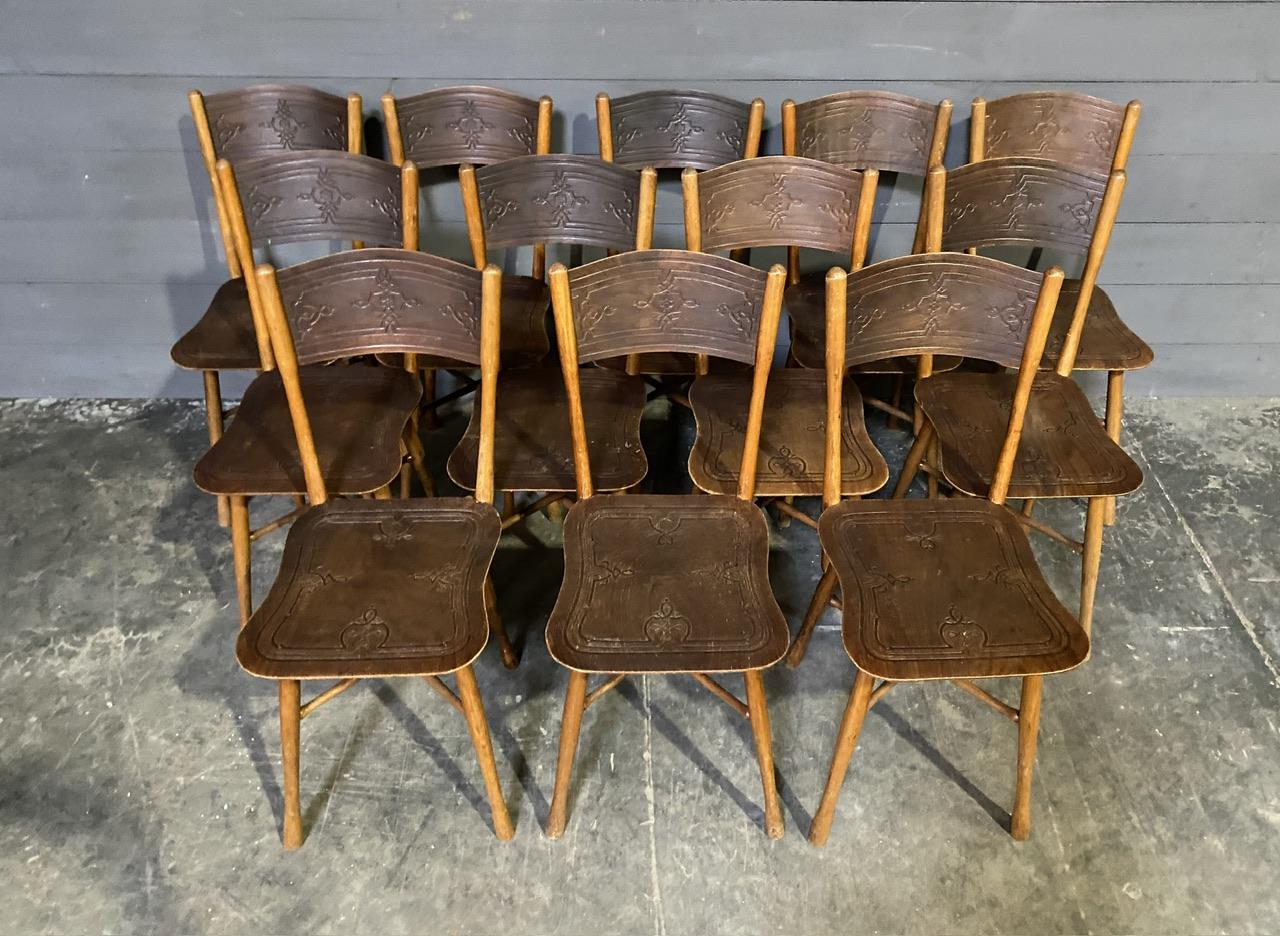 Extremely Rare set 12 J & J Kohn Bentwood Bistro Dining Chairs In Good Condition For Sale In Seaford, GB