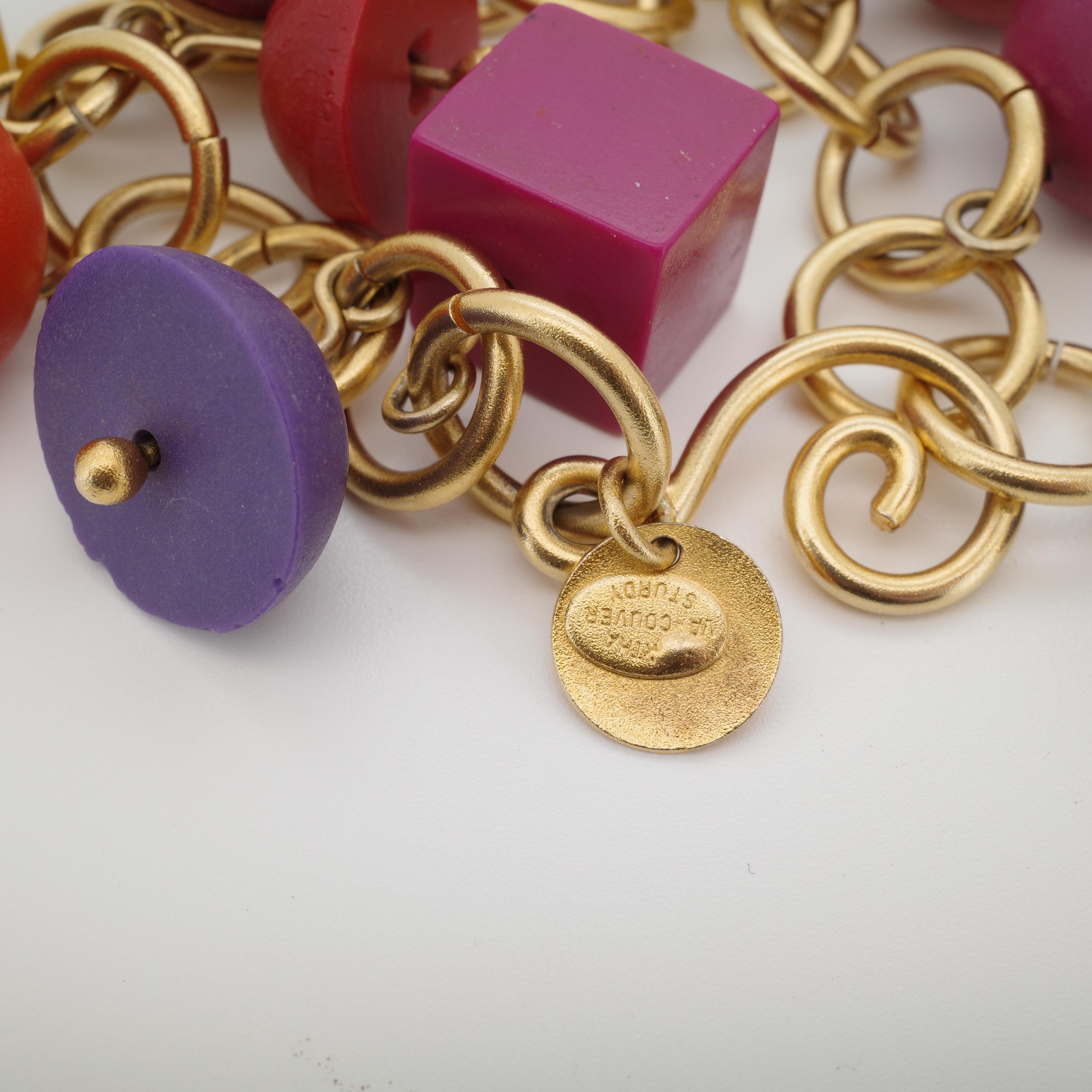 Artista Estremamente raro, firmato negli anni '80 da Martha Sturdy, bracciale con charme geometrico in vendita