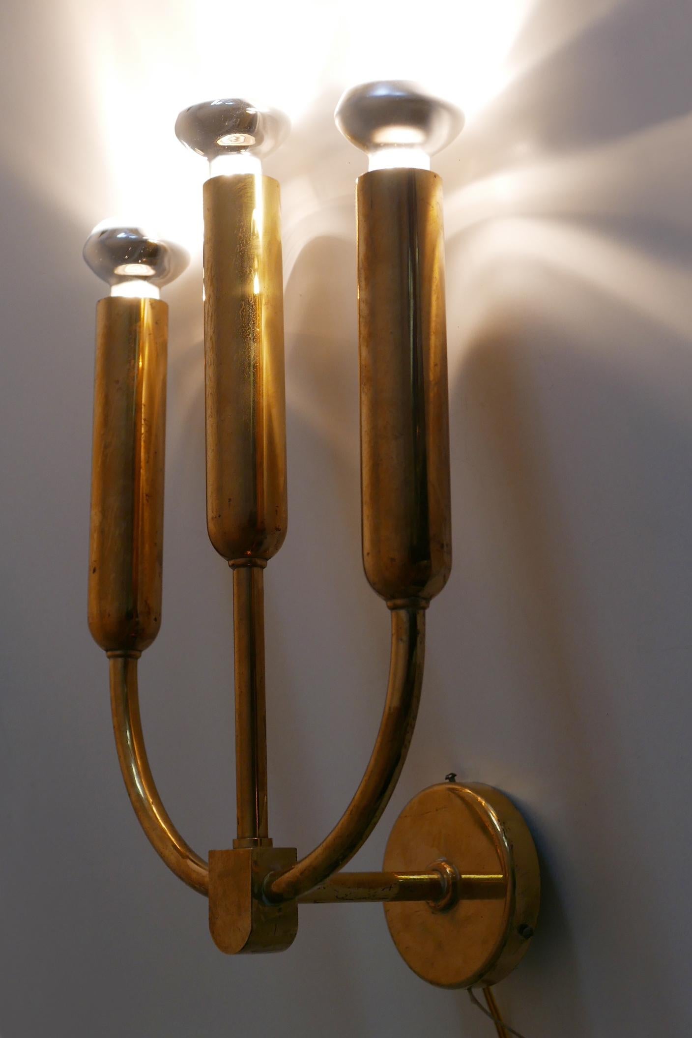 Extremely Rare Three-Flamed Mid-Century Modern Brass Wall Lamp or Sconce, 1950s 4