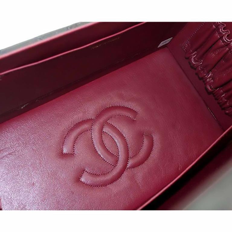 Women's Extremely Rare Vintage Chanel Makeup Vanity Case Bag For Sale