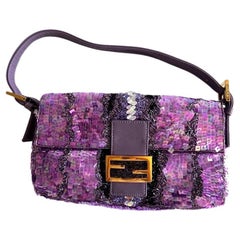Extremadamente raro Vintage Fendi púrpura lentejuelas con diamantes de imitación baugette