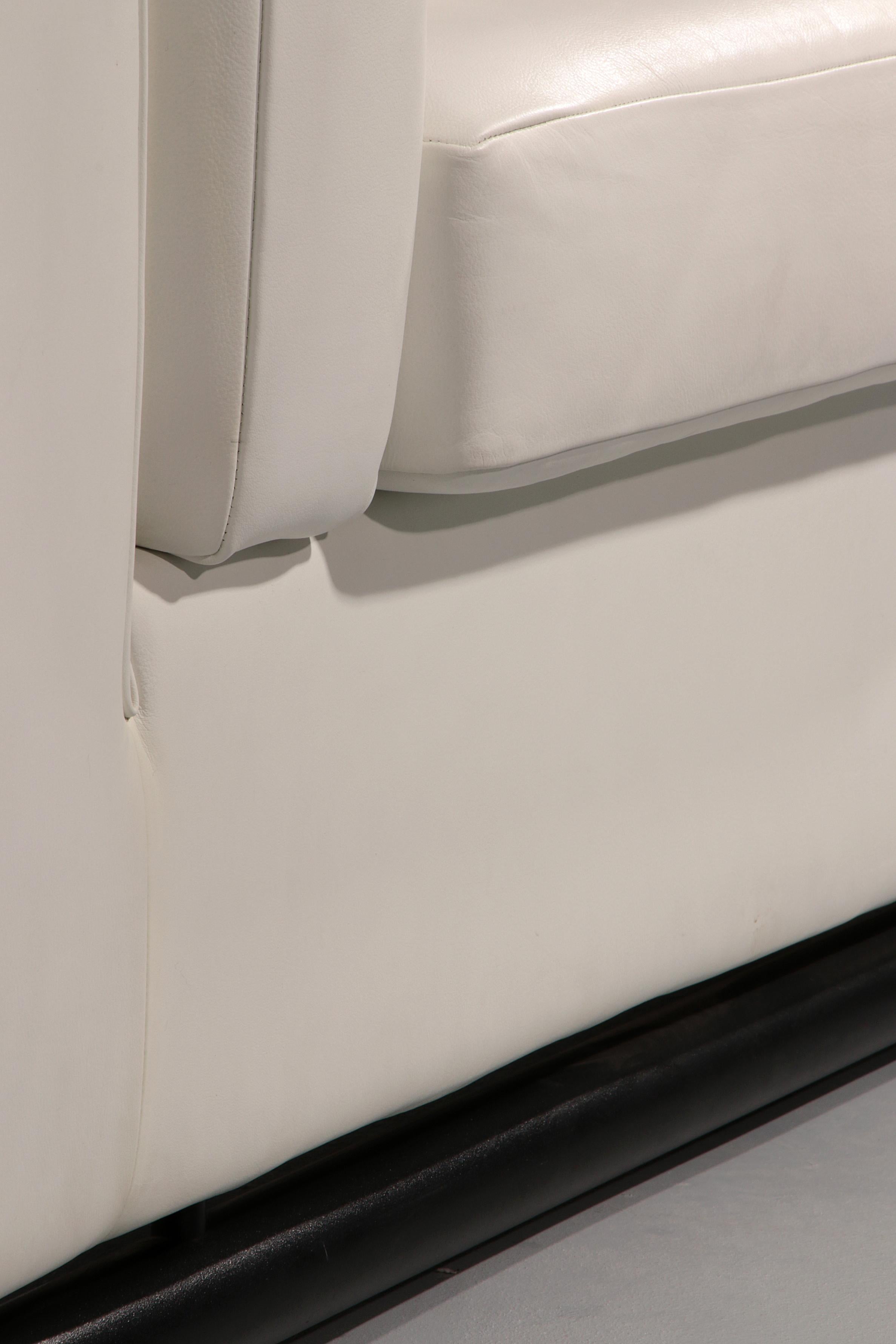 Extremely Rare white Sofa design by Paolo Piva for De Sede Swiss 1980 For Sale 2