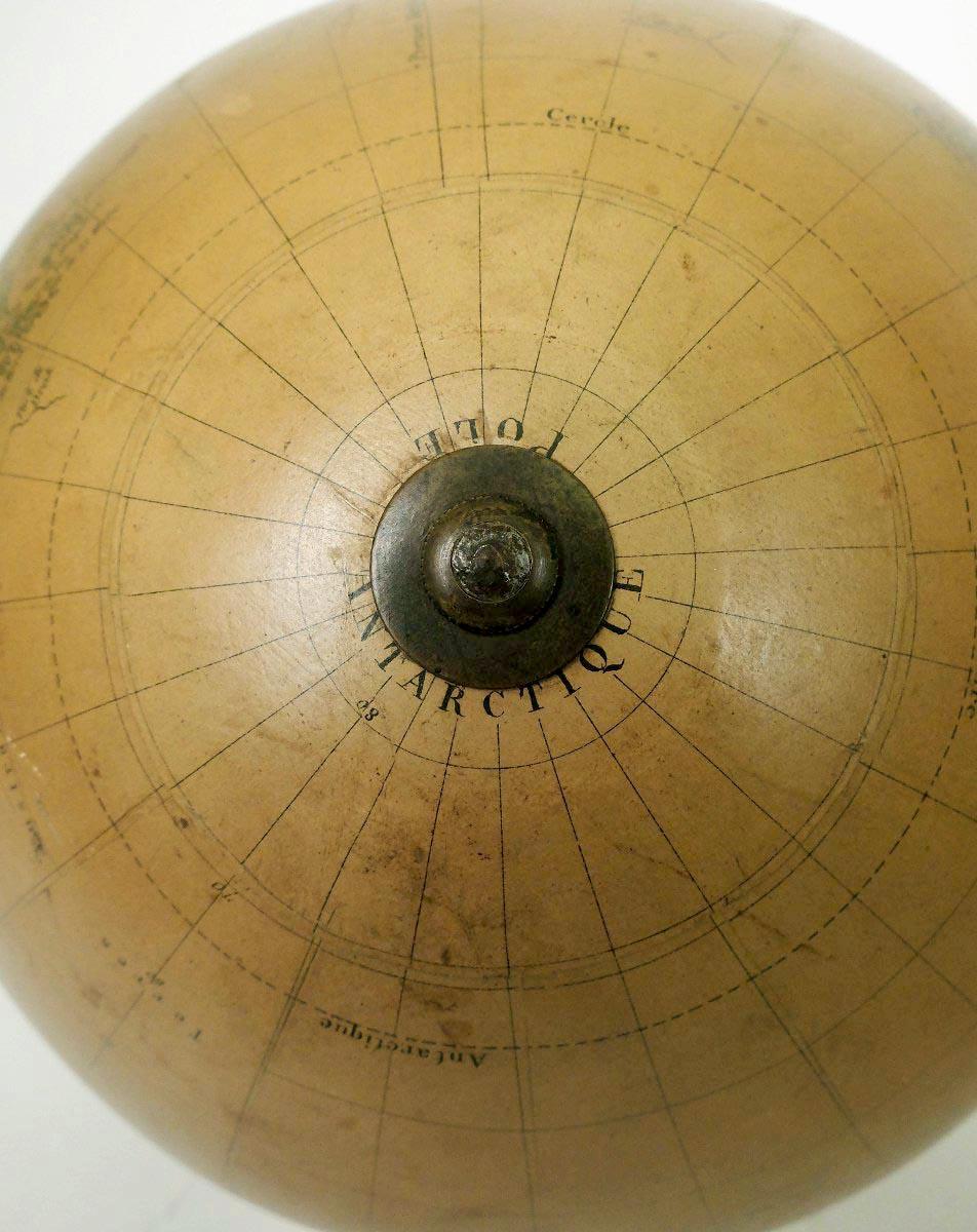 Extremely Rare Wunderkammer French XVIII Century Swinging Terrestrial Globe f 12