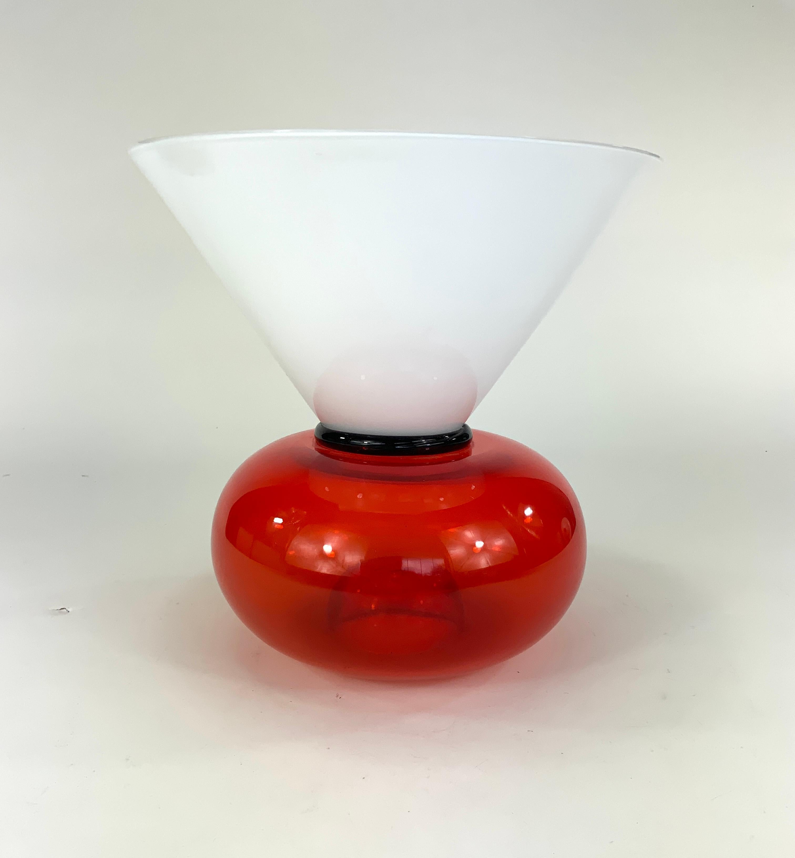 An extremely rare vase by the famous Italian designer and architect, Sergio Asti (1926-2021) for Vitreria Vistosi, master glassmakers of Murano glass art whose origins date back to 1585.

This vase, titled YONI, was part of a collection of 8 vases