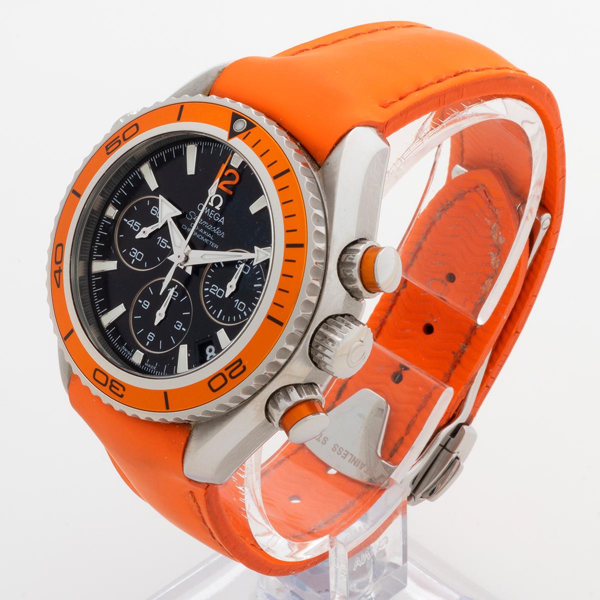 Women's or Men's Extremley Rare Reference, Omega Seamaster Planet Ocean Chronograph, Box & Papers