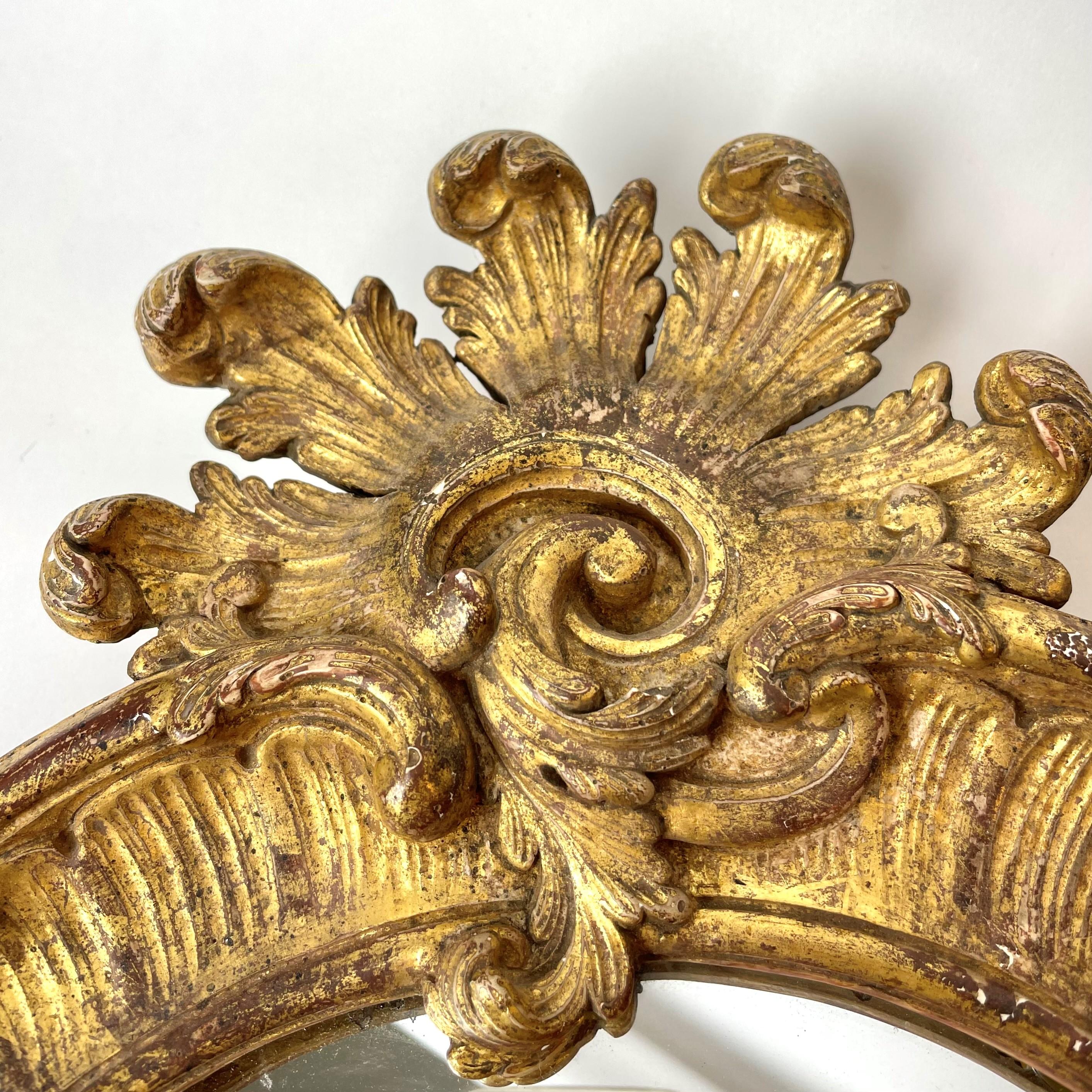 Elegant French Rococo Mirror with original gilding from Mid-18th Century For Sale 2