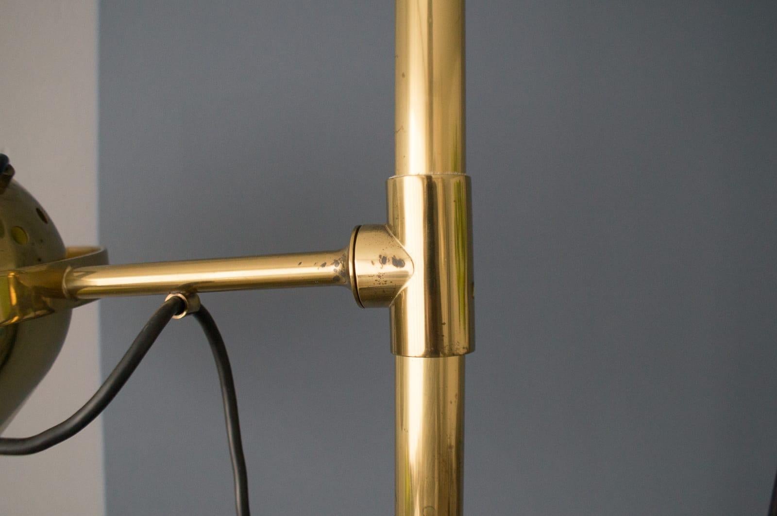 Lampe à tension en laiton extrêmement rare de Florian Schulz, Modèle S 100 en vente 4