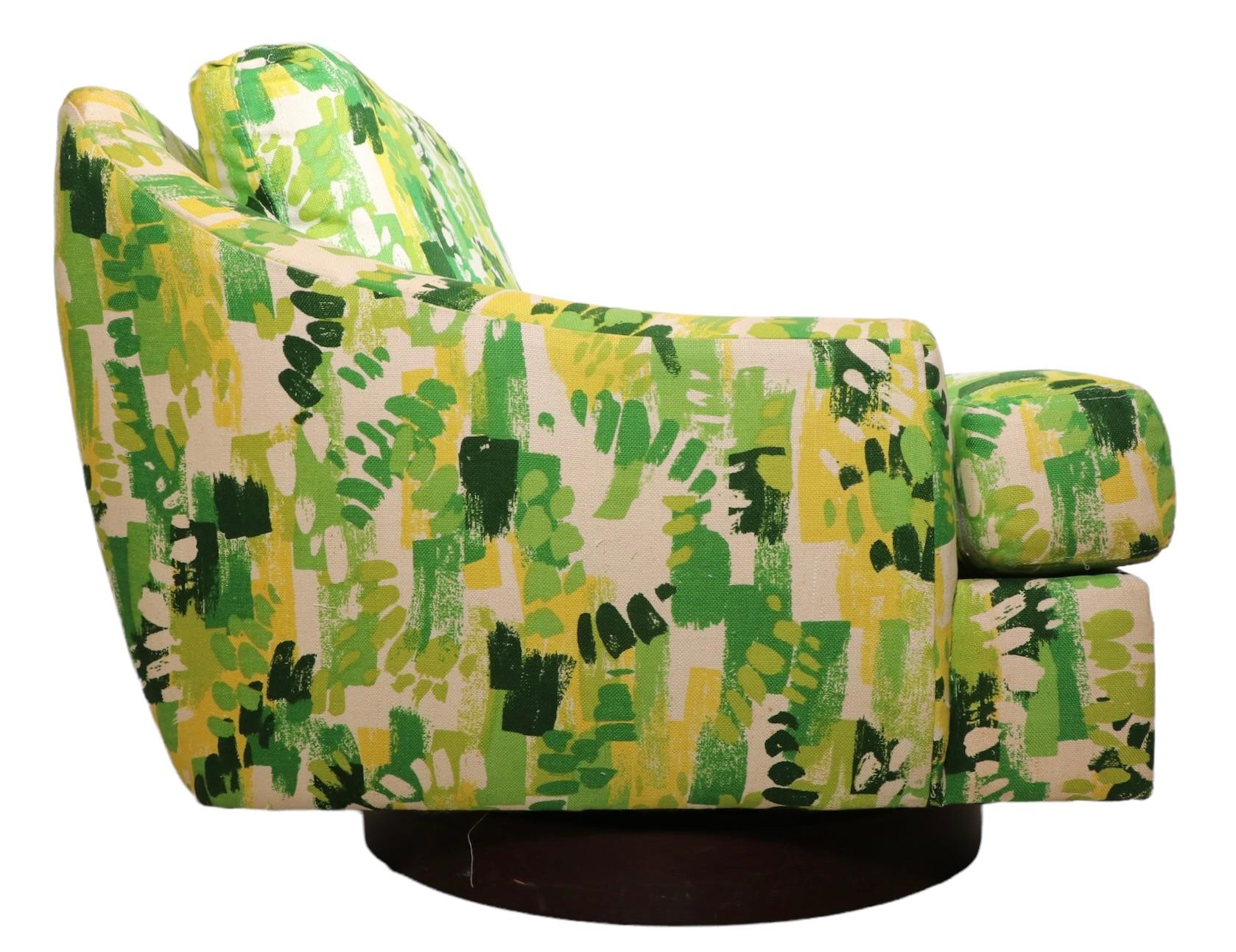American Exuberant Green Print Fabric Swivel Lounge Chair by Selling of Monroe Ca 1970's For Sale