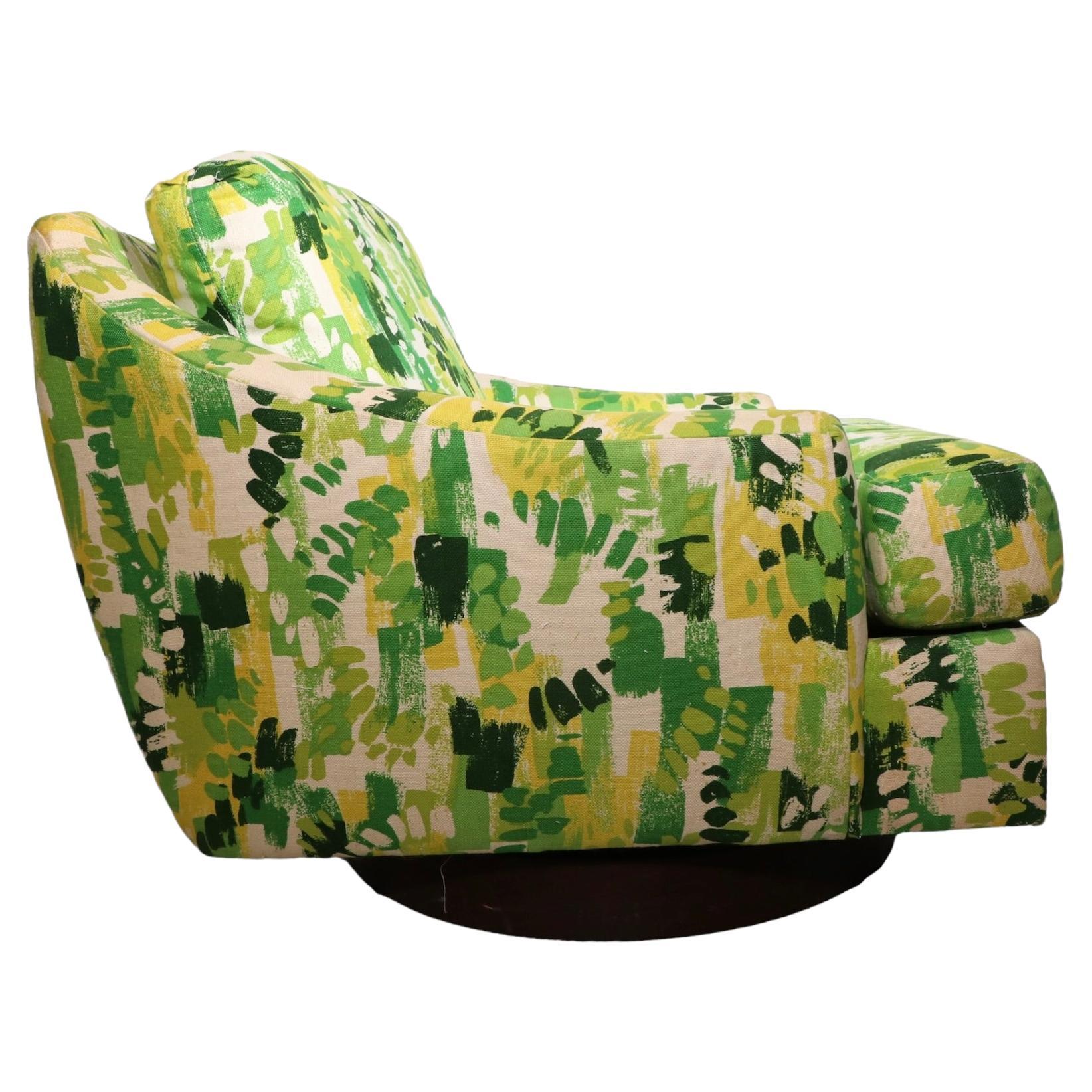 Exuberant Green Print Fabric Swivel Lounge Chair by Selling of Monroe Ca 1970's For Sale