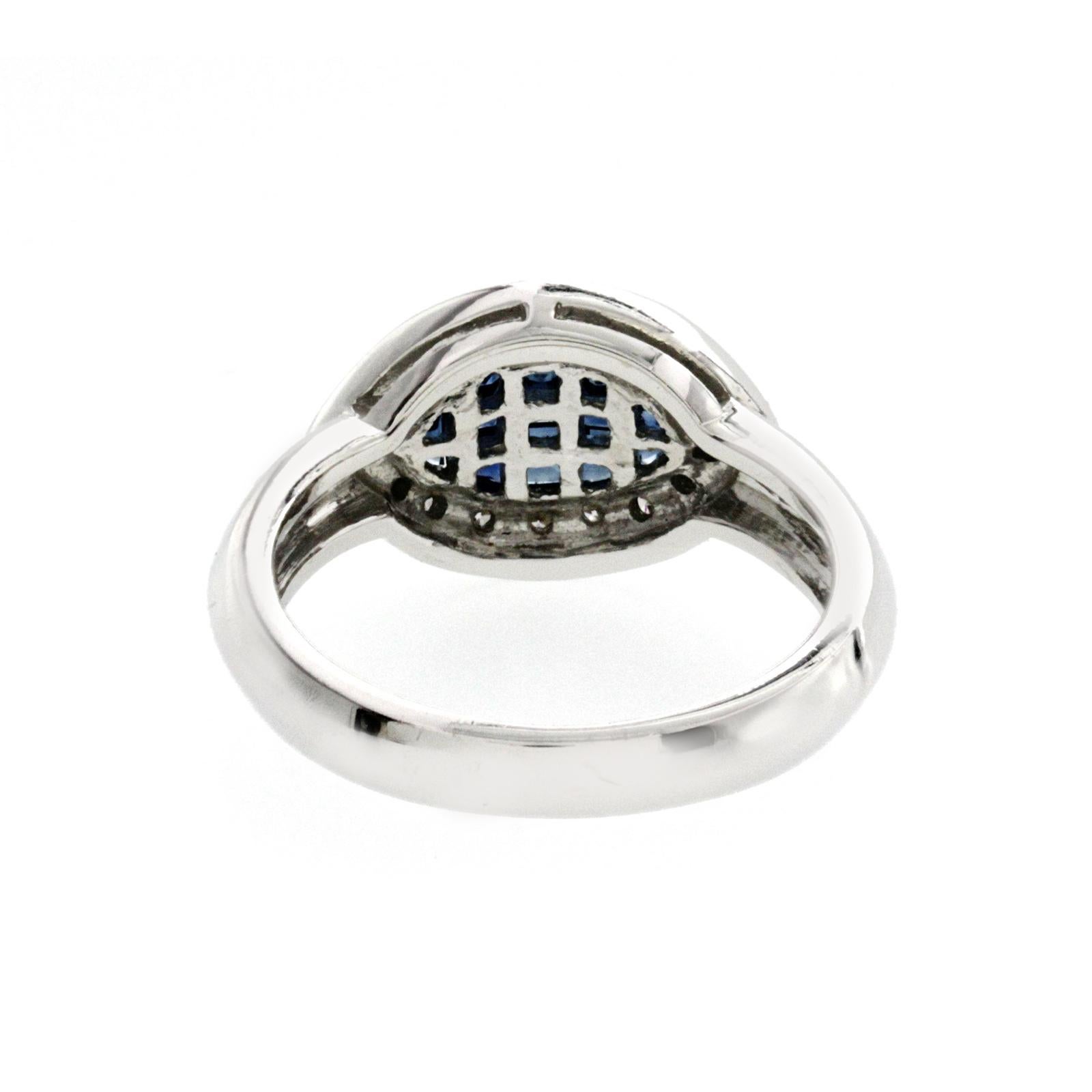 Bague jonc en or 18 carats avec saphirs de 0,81 carat et diamants de 0,28 carat Pour femmes en vente