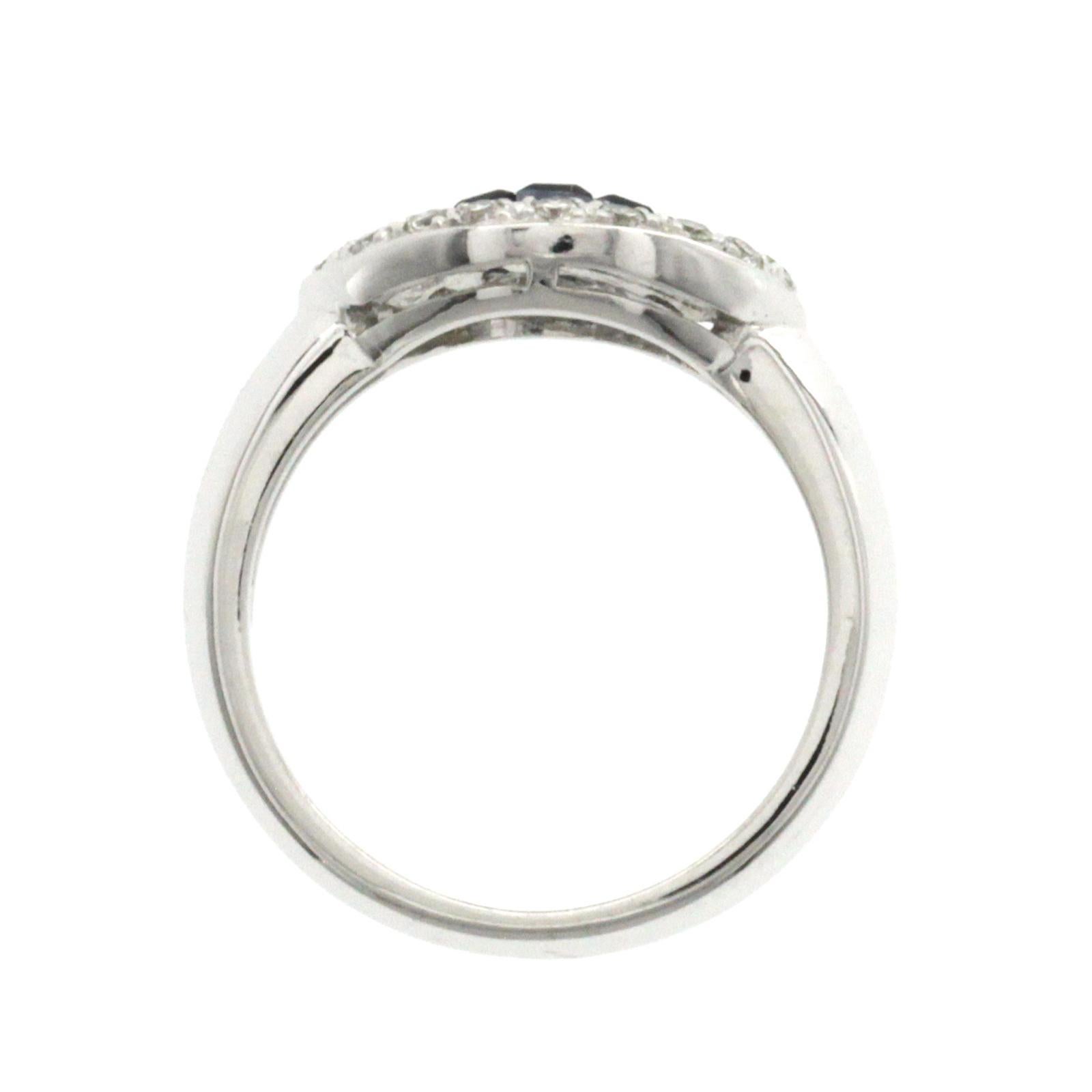 Eye 0.81 Carat Sapphires and 0.28 Carat Diamonds in 18 Karat Gold Band Ring For Sale 2