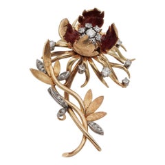 Used Eye-Catching 1940 Blossoming Flower Diamond Spray Brooch 18 Karat Gold