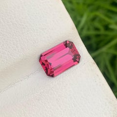Eye Catching 2.45 Carats Natural Loose Rhodolite Garnet Loupe Clean Quality