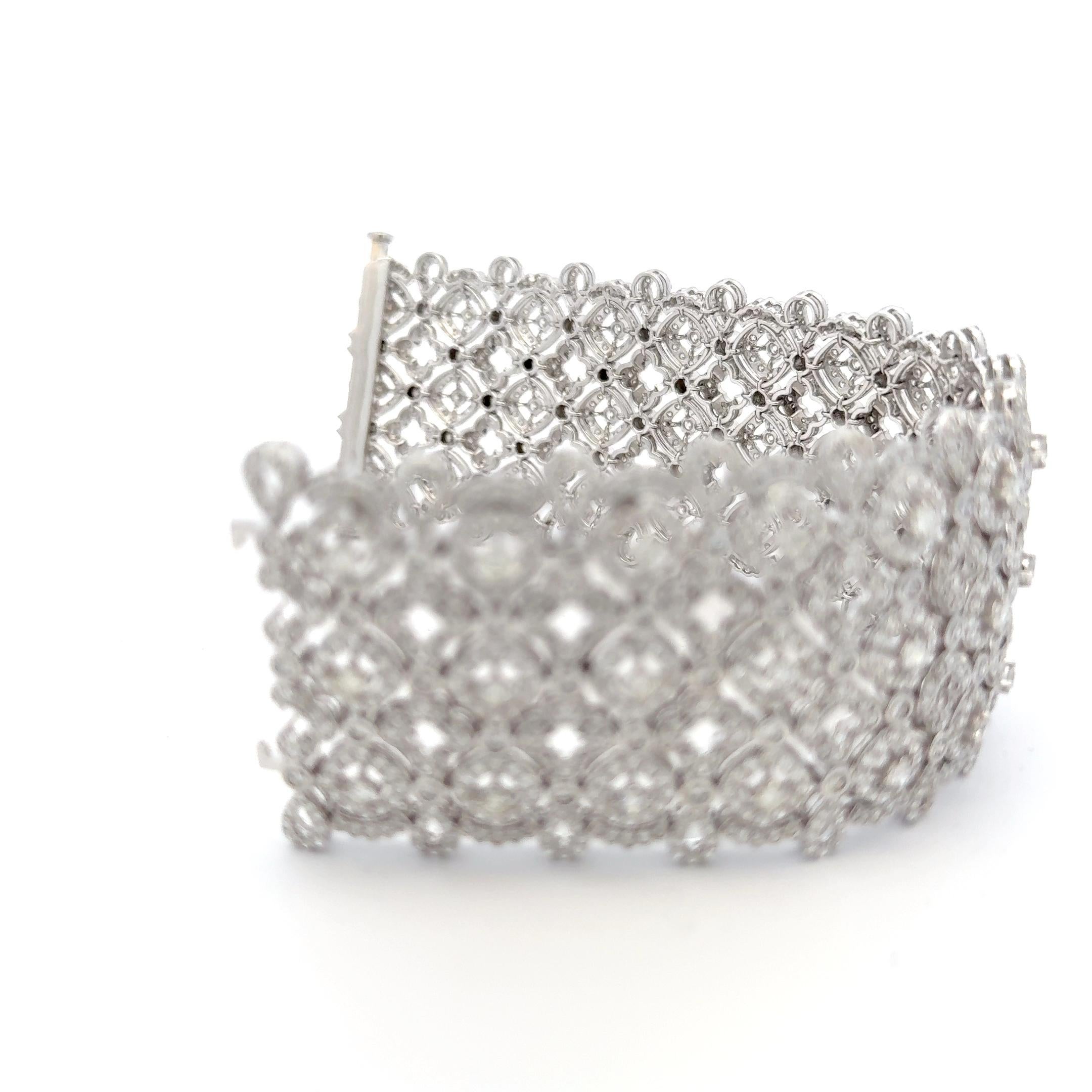 Moderno Bracciale con diamanti Clamper in vendita