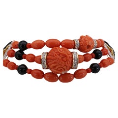 Collier de corail accrocheur