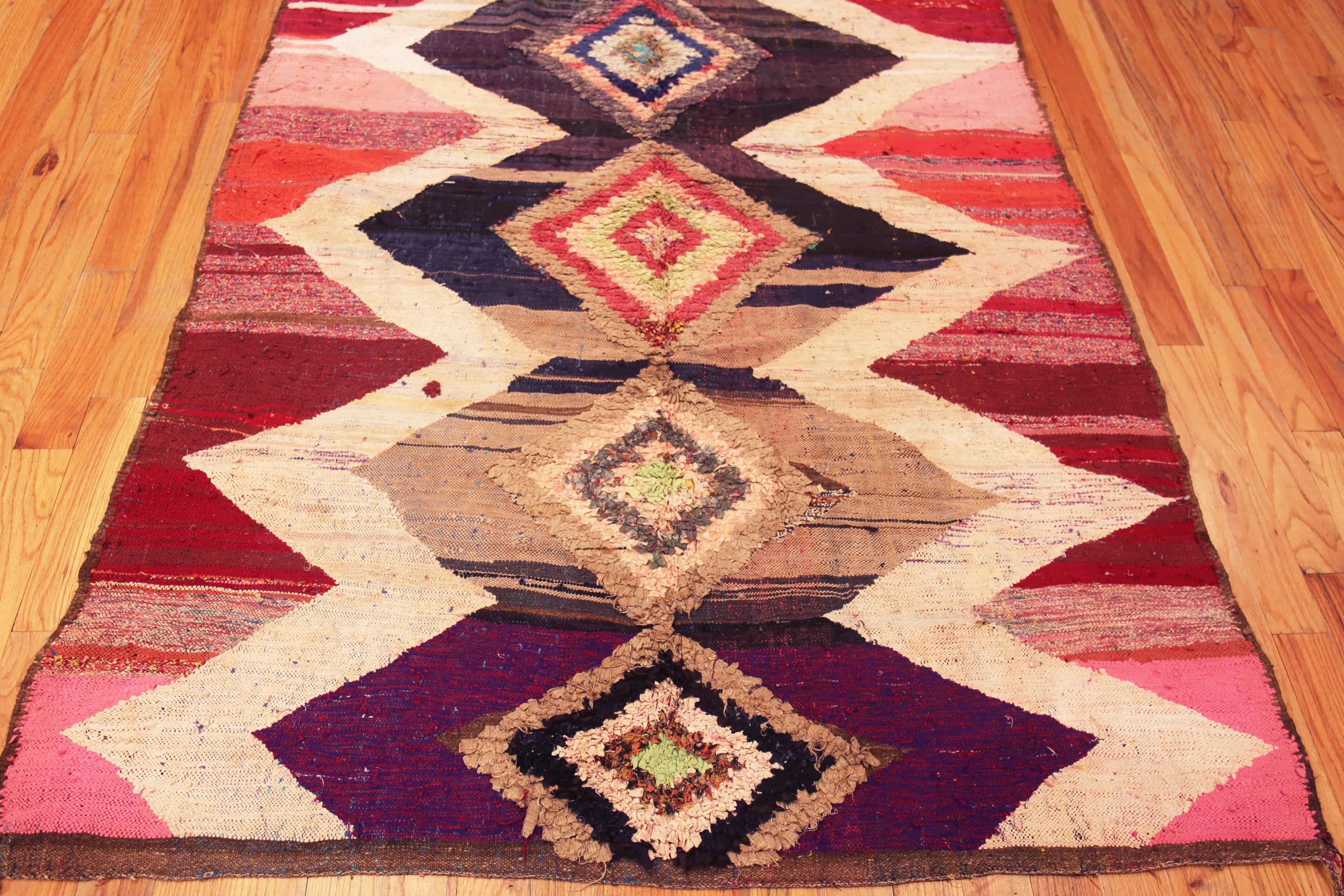 Kilim Eye-Catching Vintage Moroccan Boucherouite Geometric Rug 5' x 8' For Sale