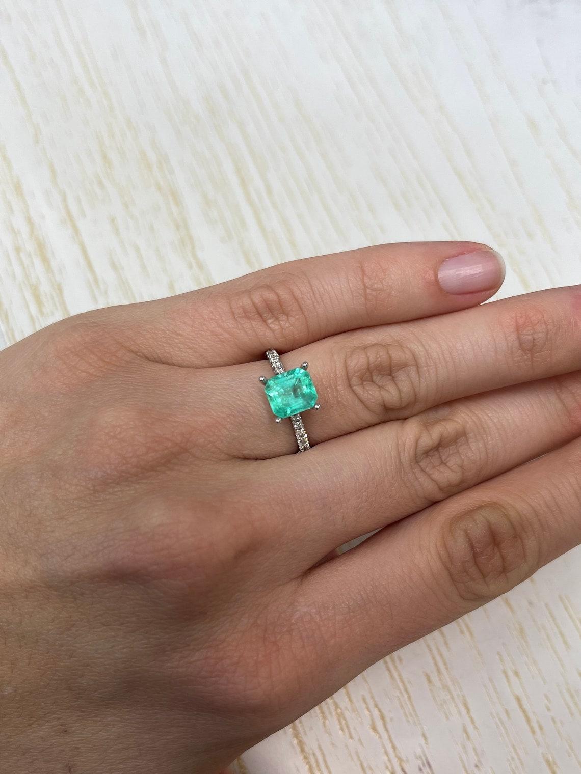 Eye Clean 2.03 Carat Bluish Green Emerald Cut Colombian Emerald Gem - May For Sale 3