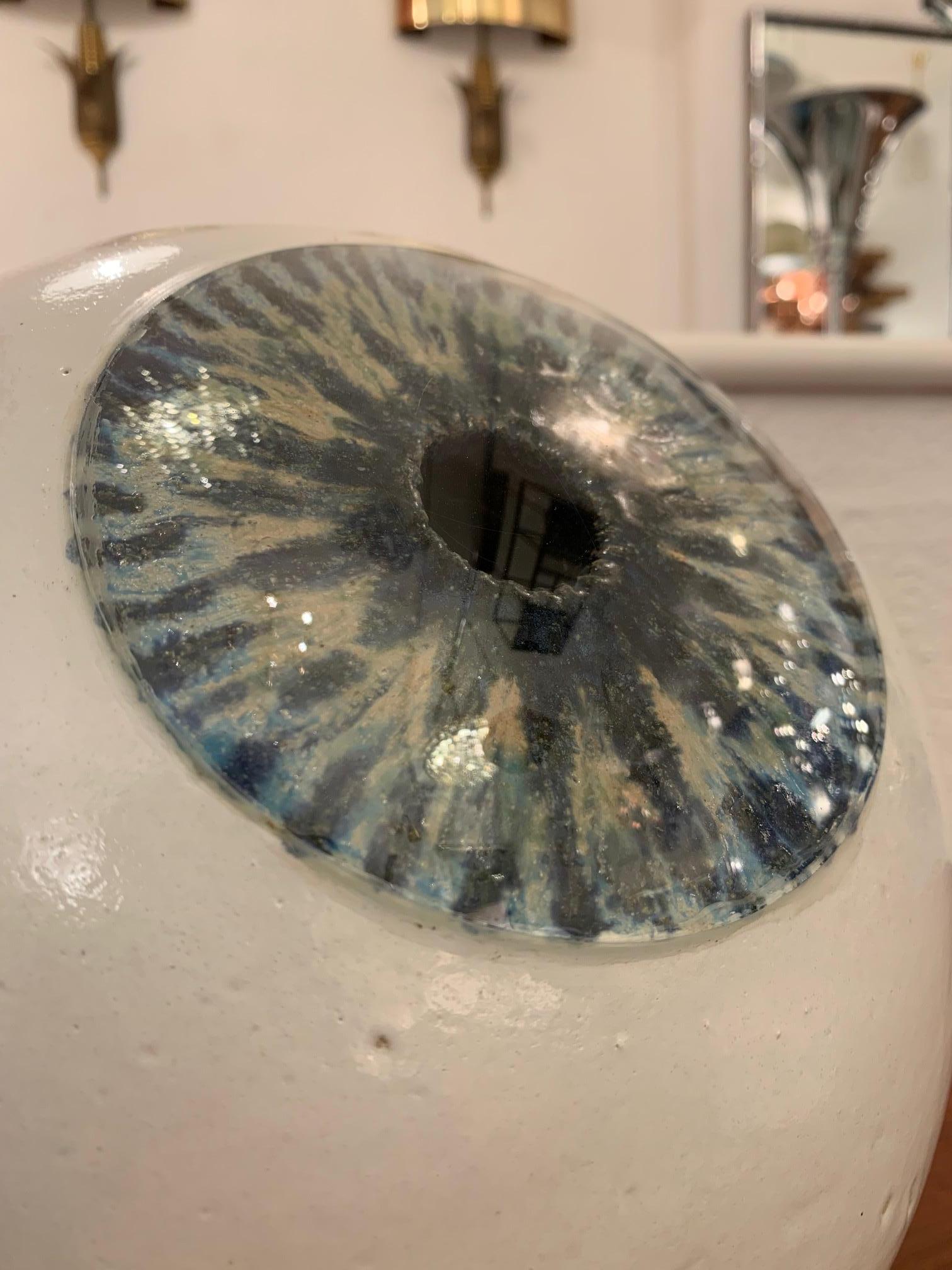 „Eye“-Skulptur aus glasierter Keramik und Glas von Pierre Eggli, Schweiz, ca. 1980 (Glasiert) im Angebot