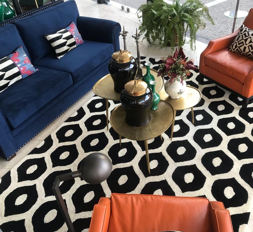 The eye rug is our reinterpretation of the 'evil eye' one of the symbols of the Ottoman culture. Considered as a good luck charm the eye is a common element, even nowadays, reproduced on several items and materials.
This handmade and hand-tufted