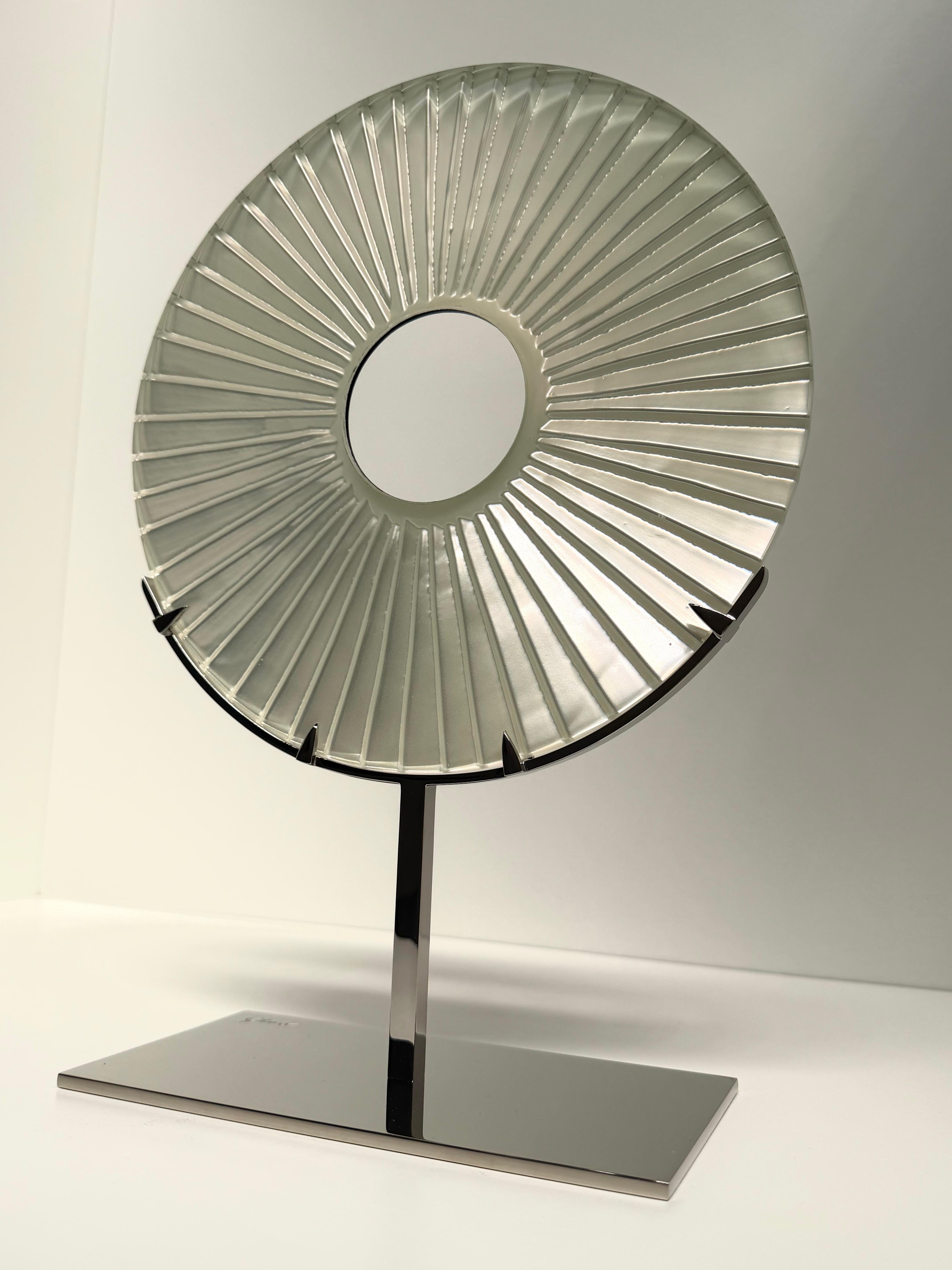 'Eye' is not only a refined, luxurious furnishing accessory, but also a hand-carved sculpture, designed to enhance any living area or bedroom with unique beauty and charm.
This is our standard size - 27 cm / 10.6 ''.
This sculpture can also be made