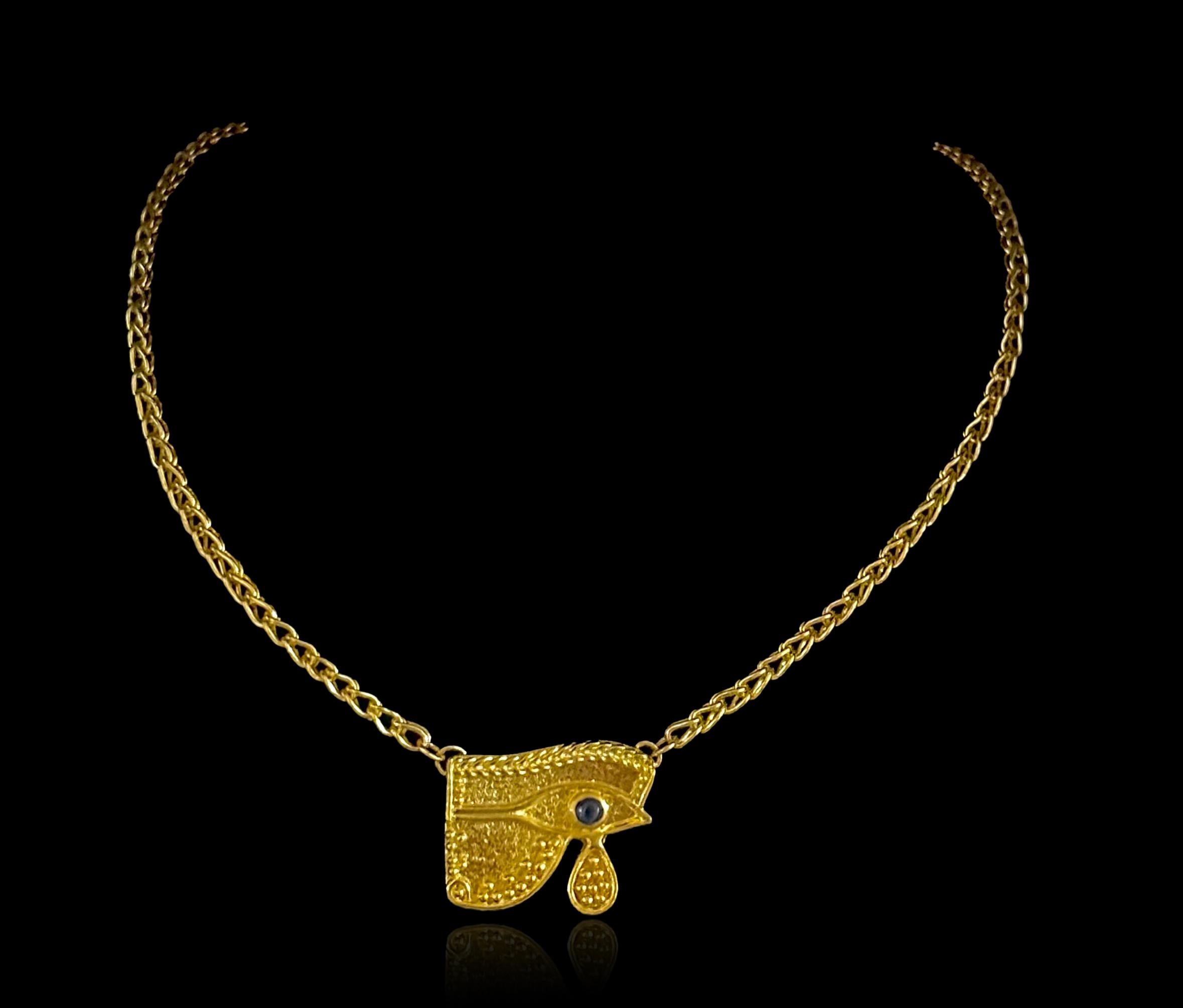 -Disponibile
-Fatto a mano
-Oro 22K
-Pietra di Zaffiro
-Anello nella catena di anelli
-S-Clasp
-Può essere regolato  catena da 17,5 o 18 pollici
-Con il logo Nebu impresso a fuoco

Ti presentiamo la squisita collana 