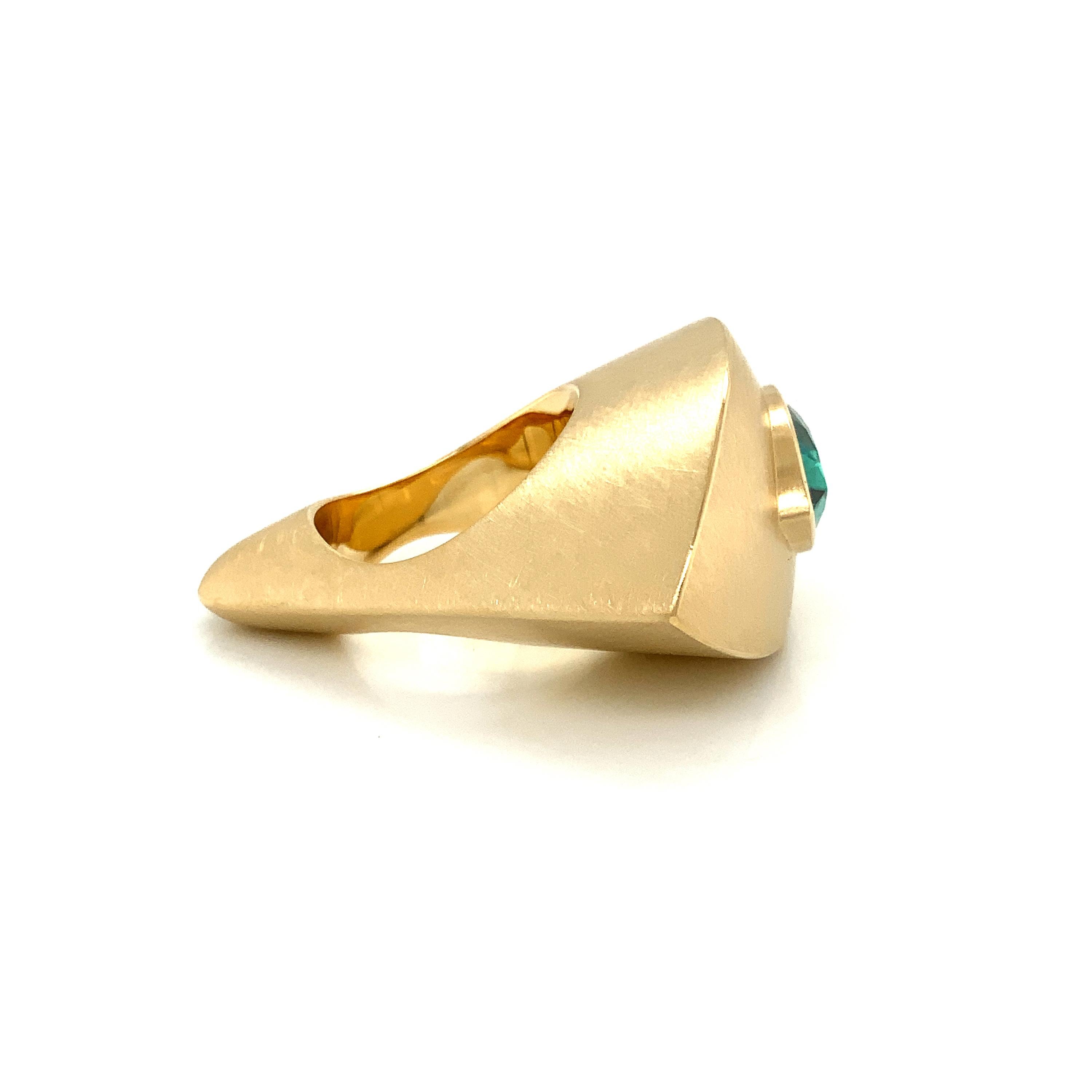Contemporary Georg Spreng - Eye Ring 18K Yellow Gold Marquis Natural Blue Green Tourmaline For Sale
