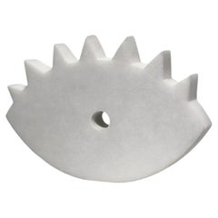 Oeil, objet sculptural de méditation en marbre blanc