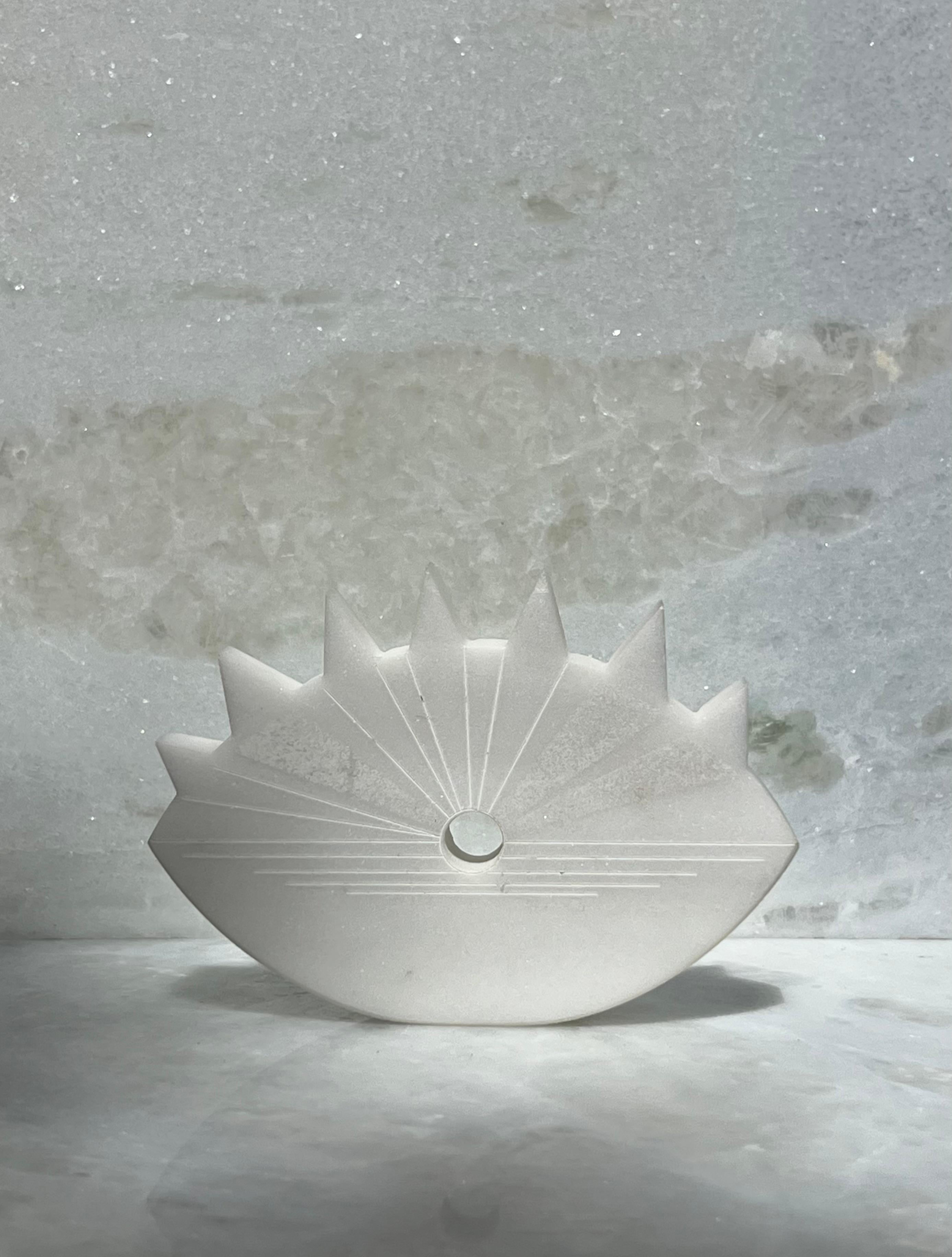 Occhio, oggetto scultoreo in marmo meditativo in marmo bianco In condizioni ottime in vendita a Athens, GR
