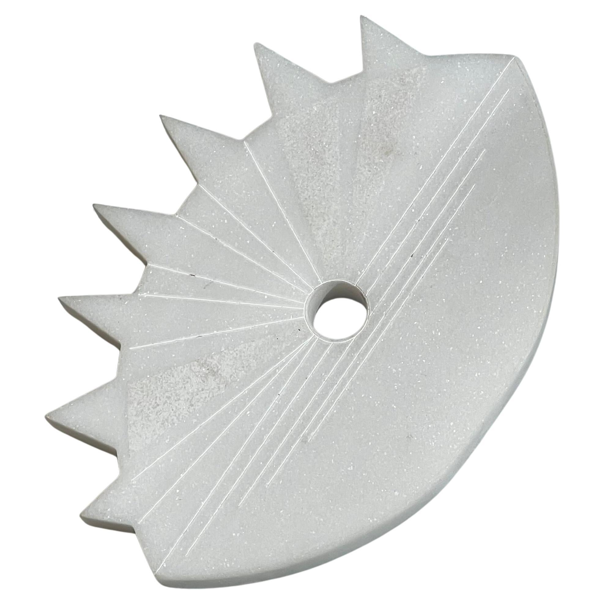Occhio, oggetto scultoreo in marmo meditativo in marmo bianco in vendita