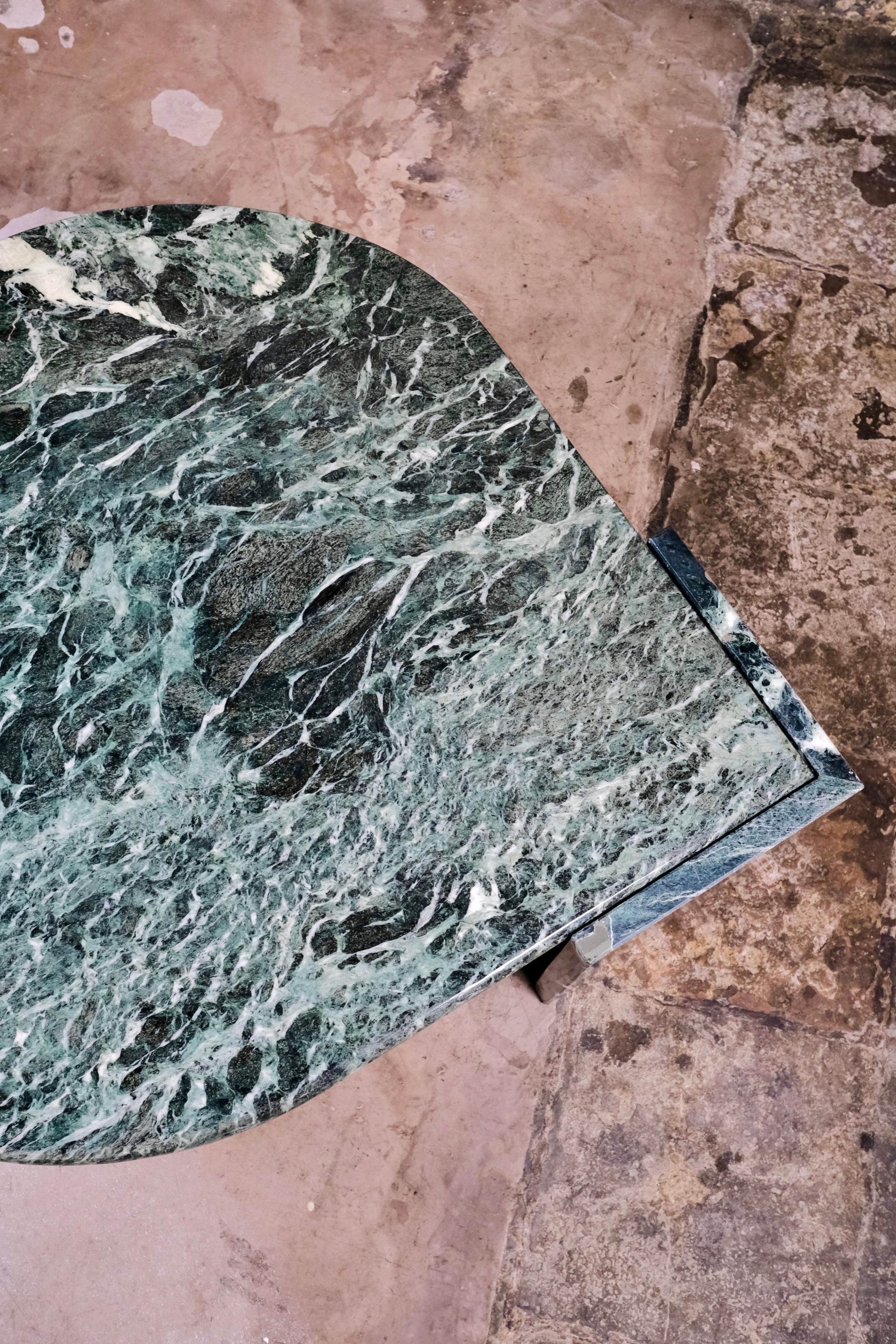 Marmo Eye-shaped emerald green coffee table by Roche Bobois, France, 1970s in vendita