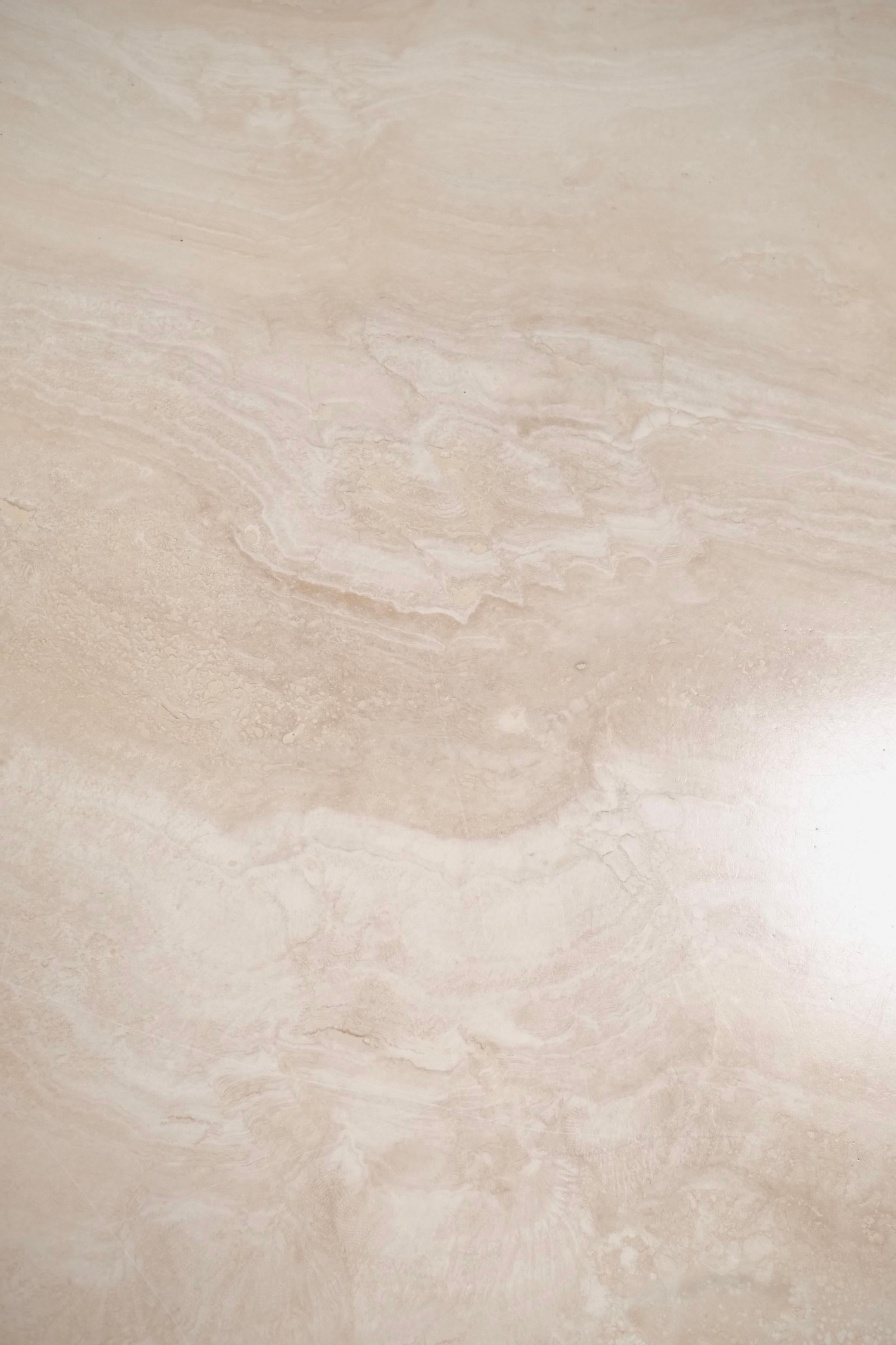 Eye-shaped travertine coffee table by Roche Bobois, France, 1980s For Sale 5