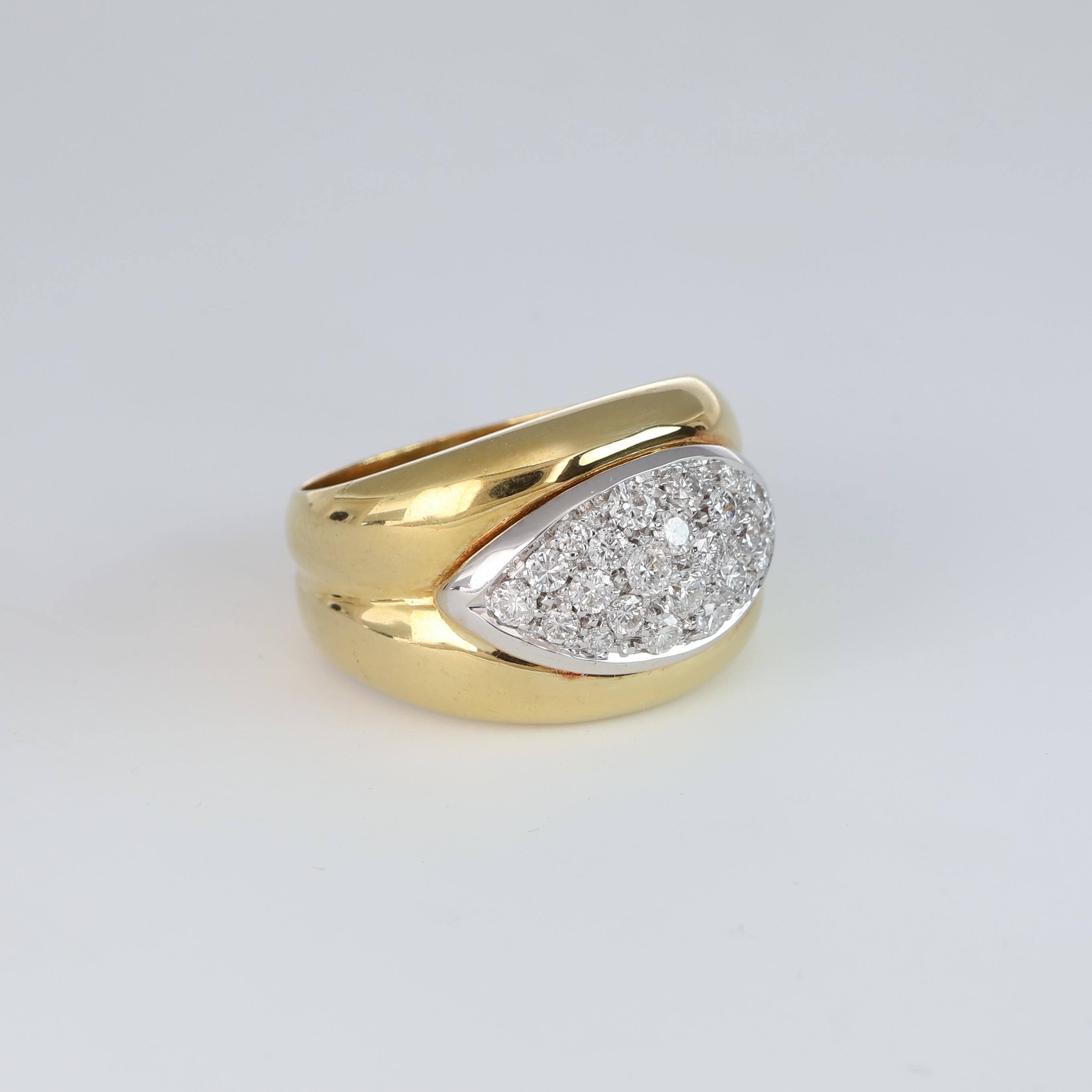 Eye-Shaped Vintage Band Ring White Diamonds 0.86 Carats Yellow and White Gold In New Condition For Sale In Bergamo, BG