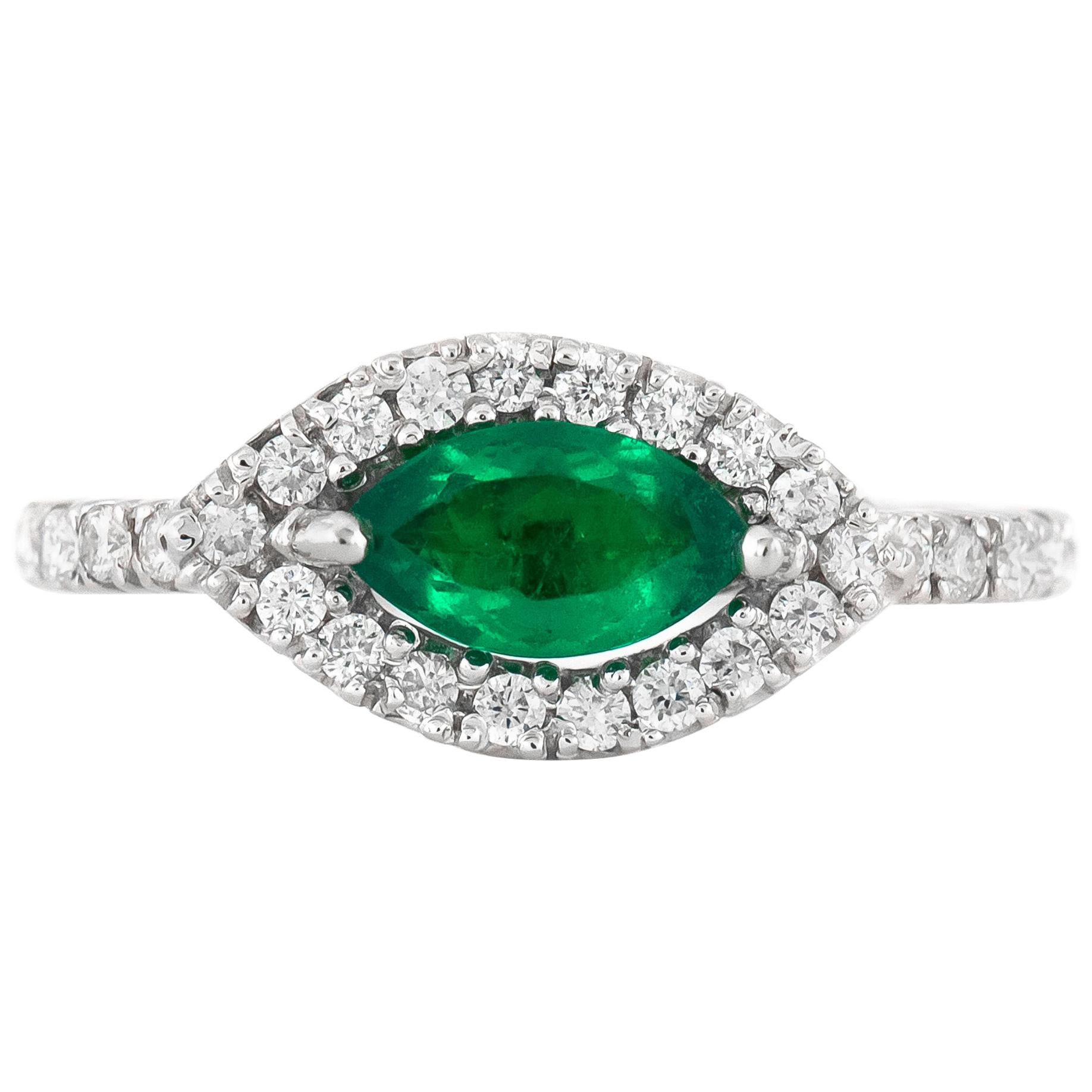 Eye Style Emerald with Diamonds Ring For Sale