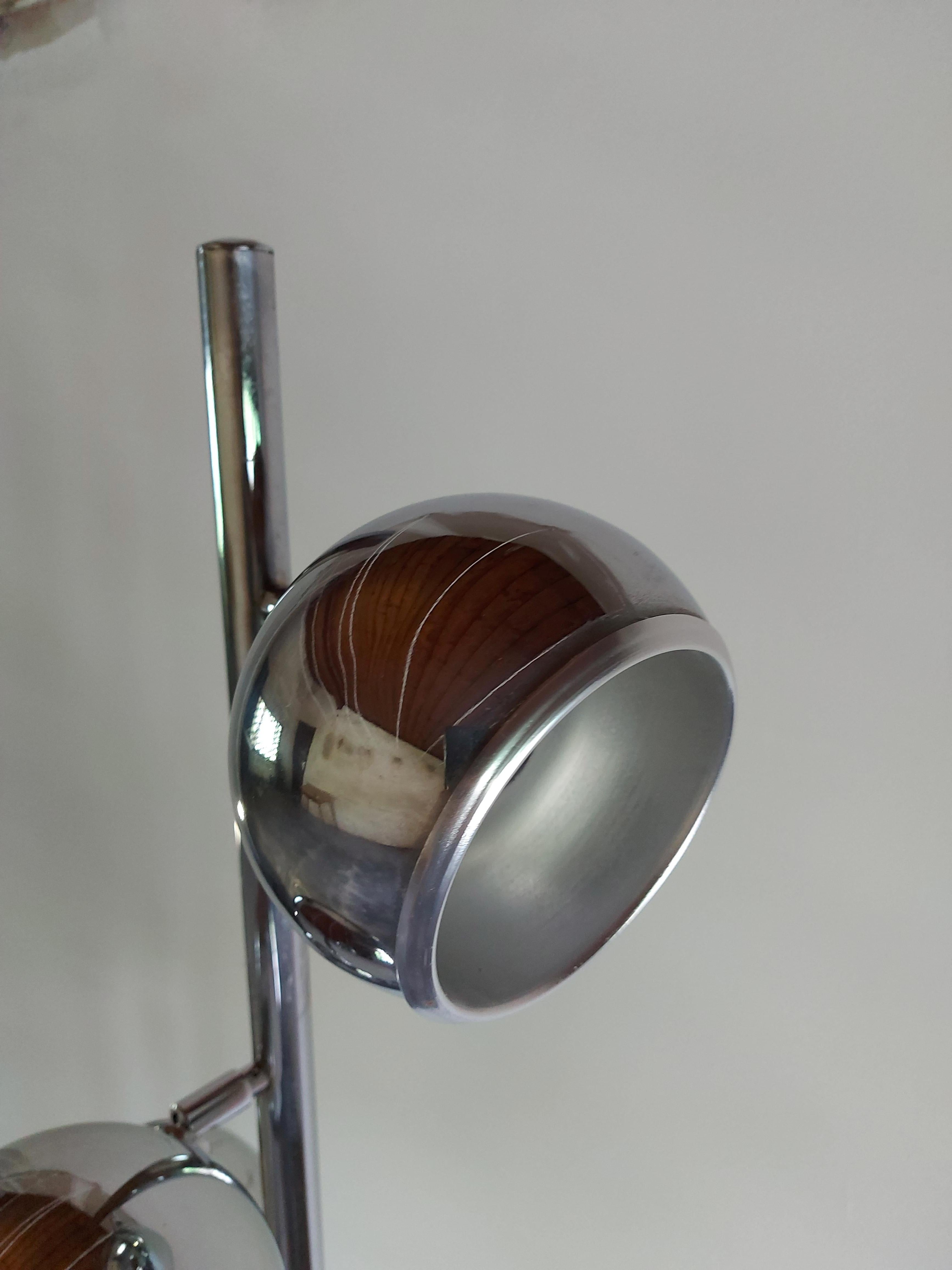 italien Lampe à poser en forme de globe terrestre 1960 en vente