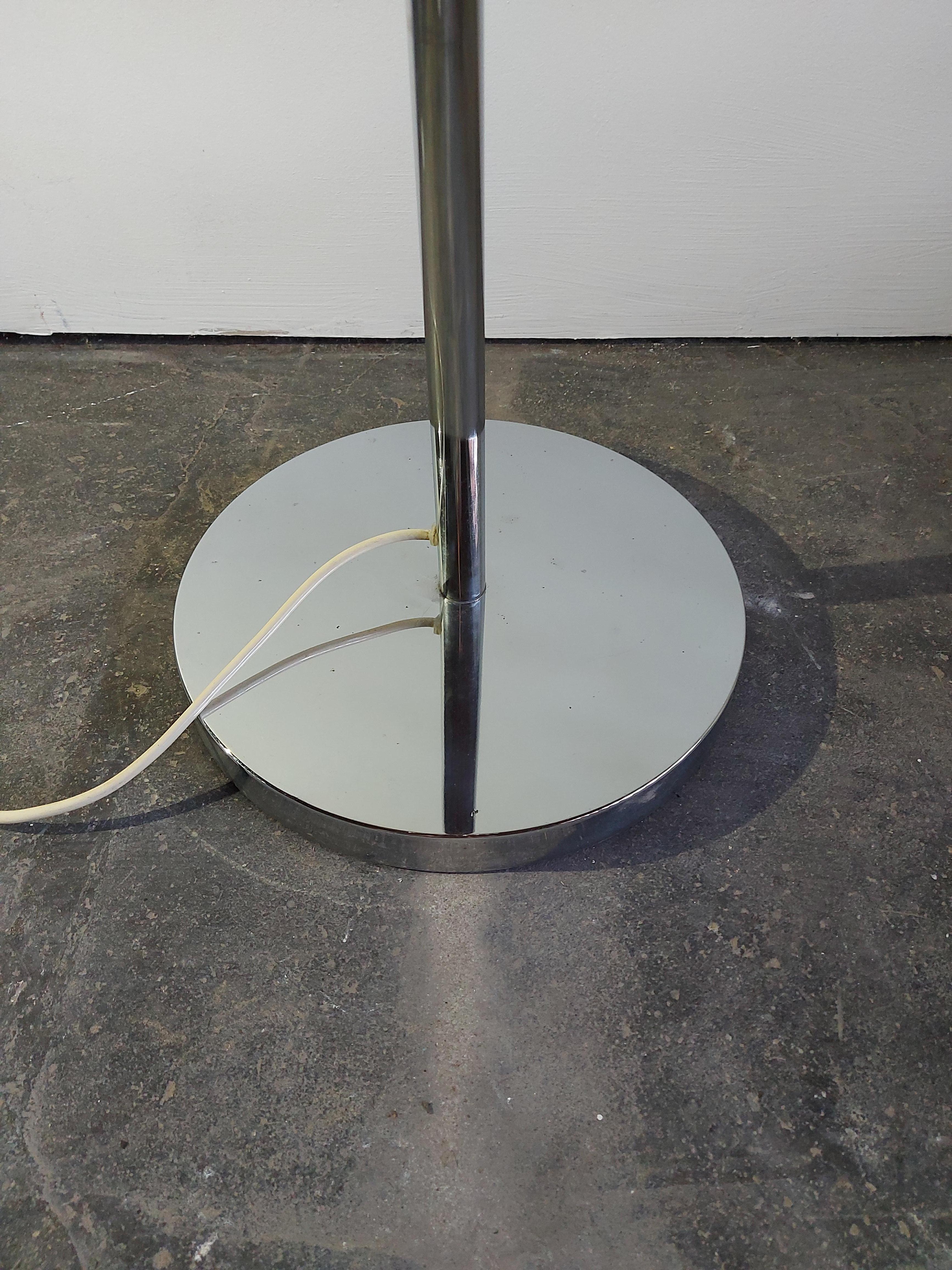 Lampe à poser en forme de globe terrestre 1960 en vente 2