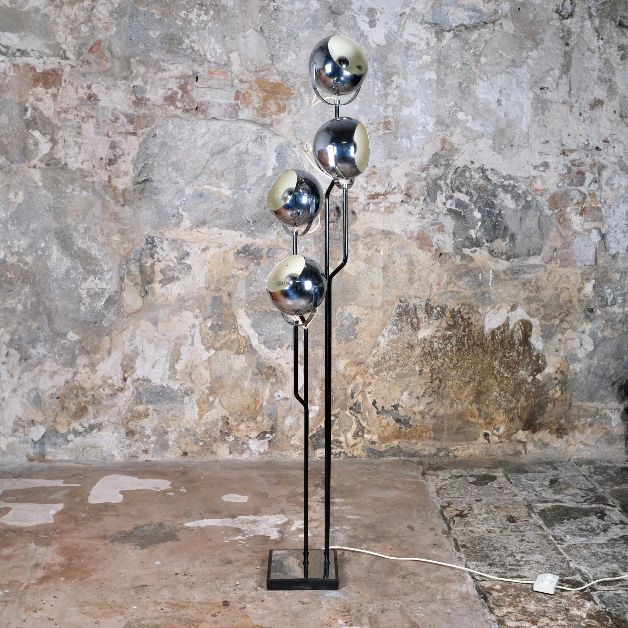 Space Age Eyeball floor lamp by Goffredo Reggiani for Reggiani Illuminazione, Italy, 1970s