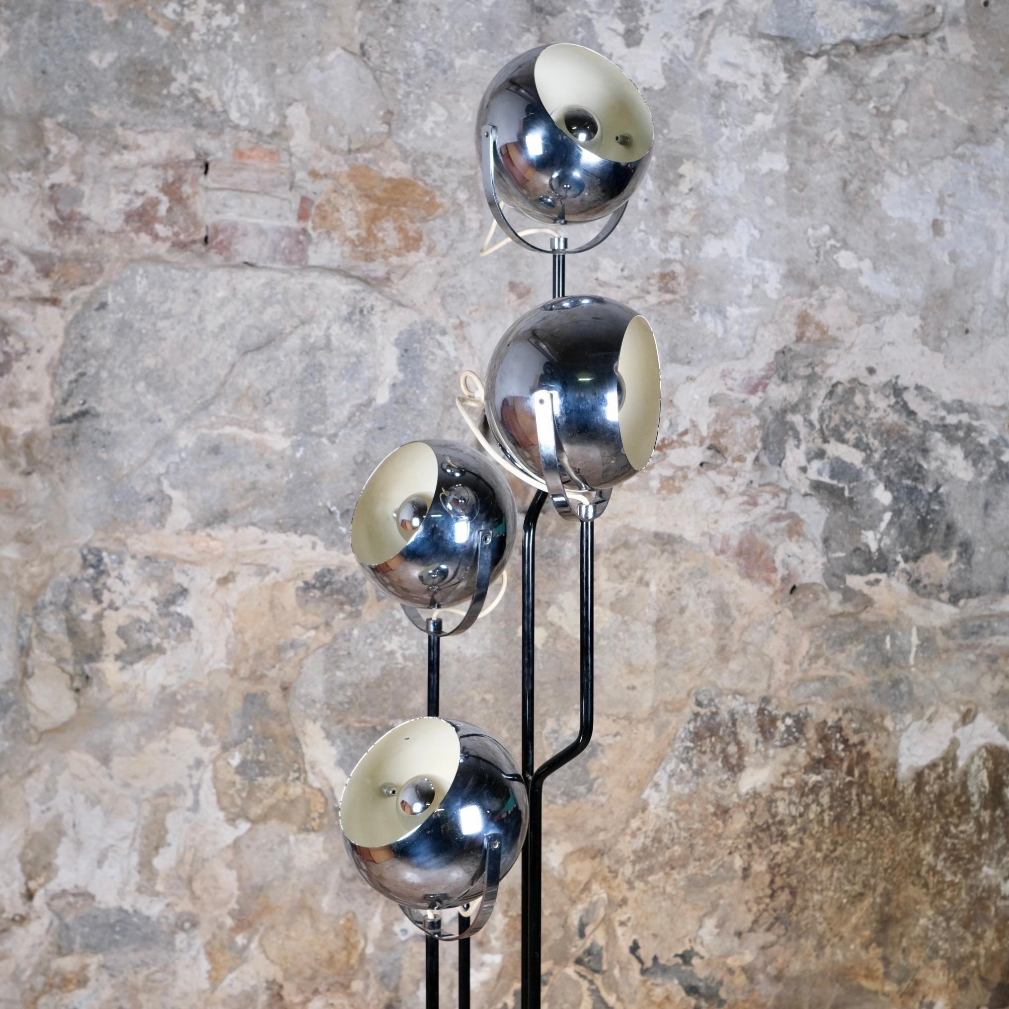 Eyeball floor lamp by Goffredo Reggiani for Reggiani Illuminazione, Italy, 1970s In Good Condition In Lyon, FR