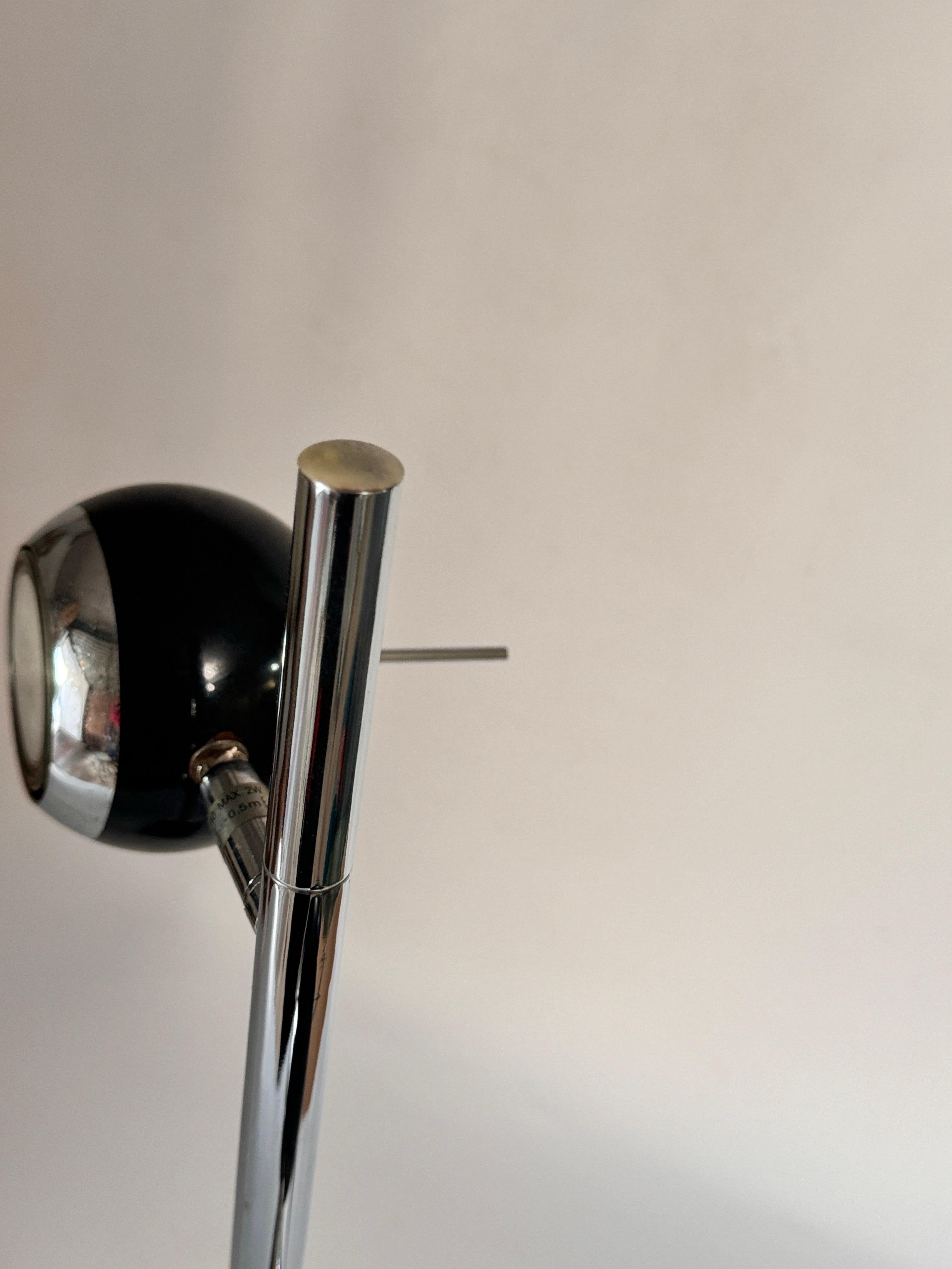 Eyeballs Table Lamp, 1980s Black and Siver Color France Removable globes In Good Condition For Sale In Auribeau sur Siagne, FR