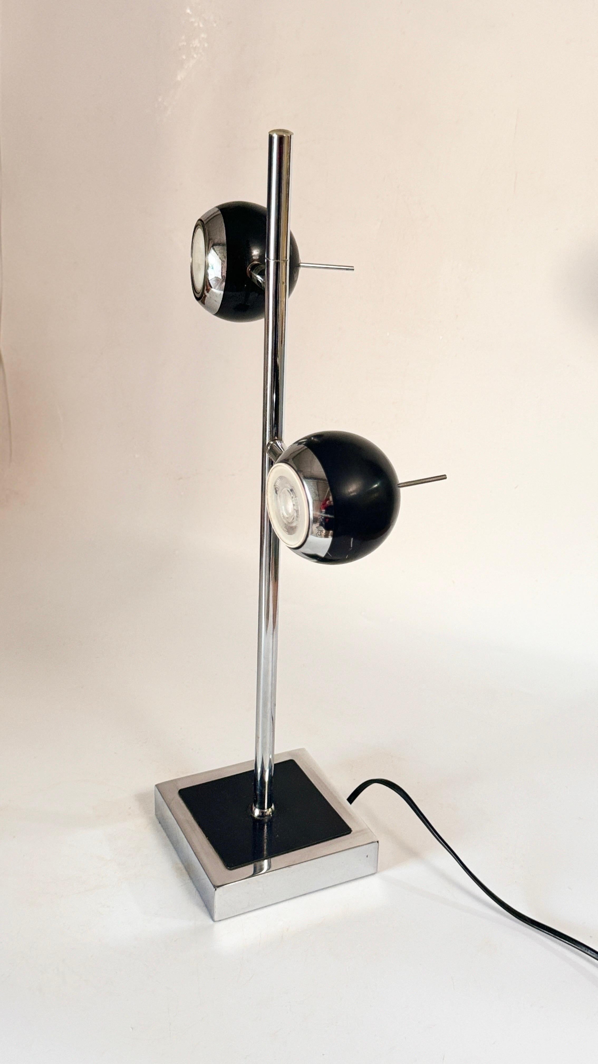 Eyeballs Table Lamp, 1980s Black and Siver Color France Removable globes For Sale 1