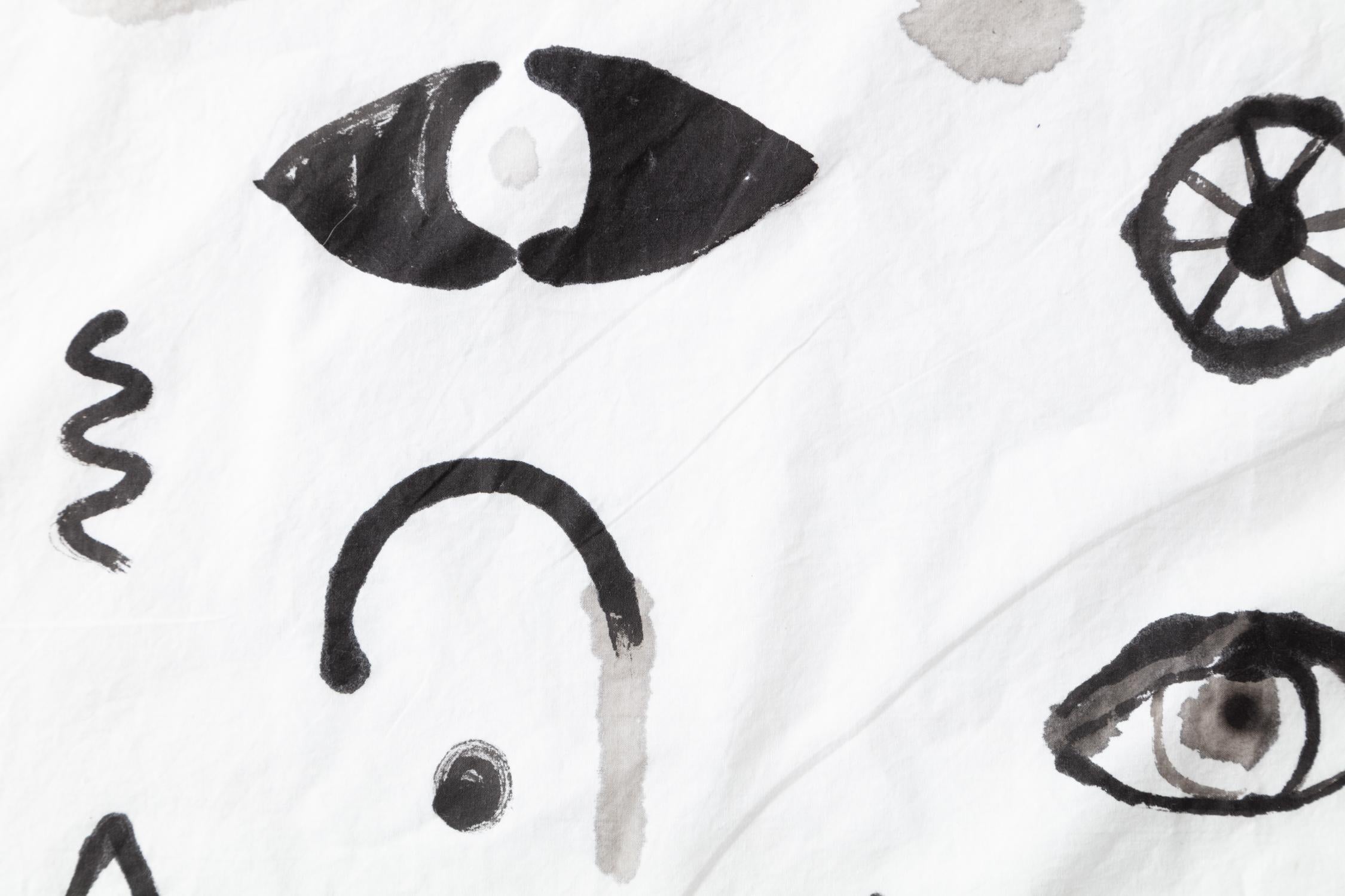 Taies d'oreiller en coton peintes à la main avec des yeux en vente 2