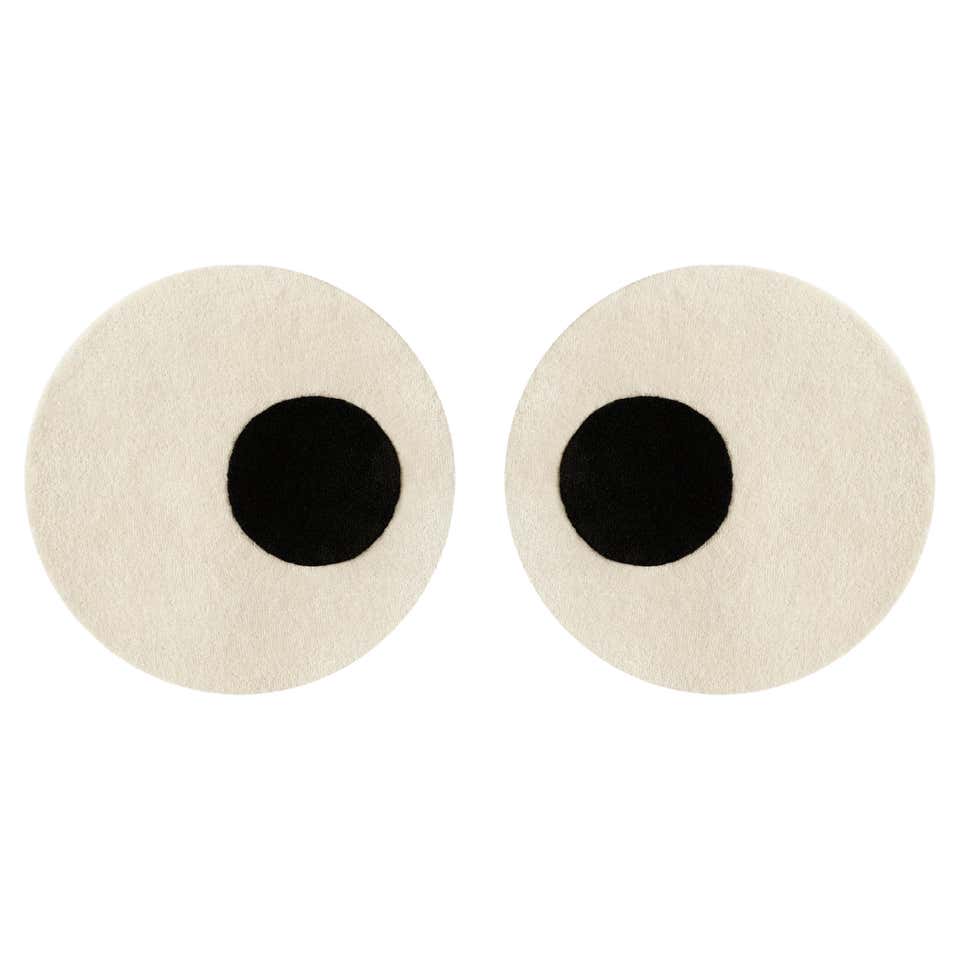 Shell Rug Sand, 3D Hand-tufted For Sale at 1stDibs