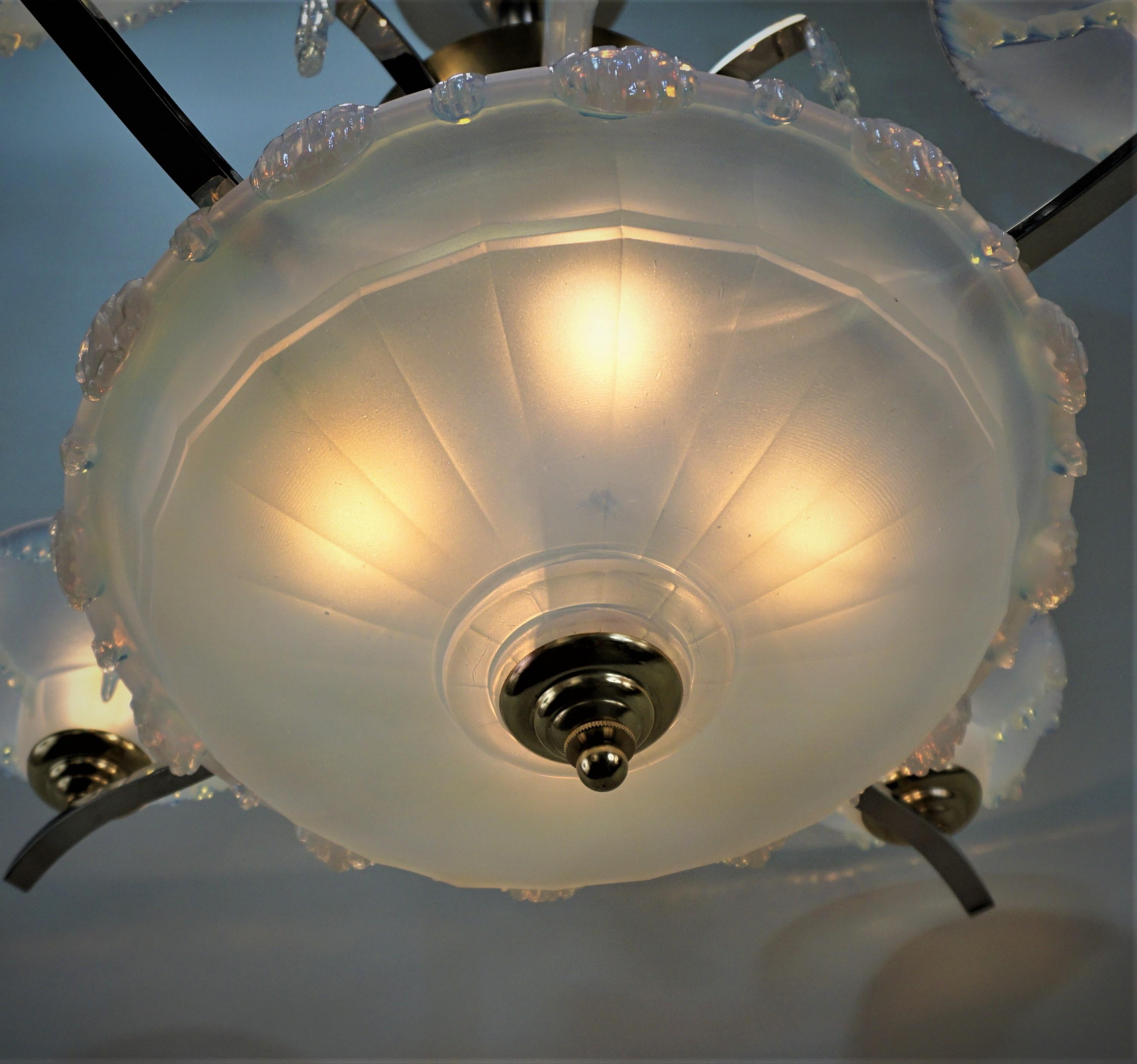Mid-20th Century Ezan Art Deco Opalescent Glass and Bronze and Nickel French Chandelier