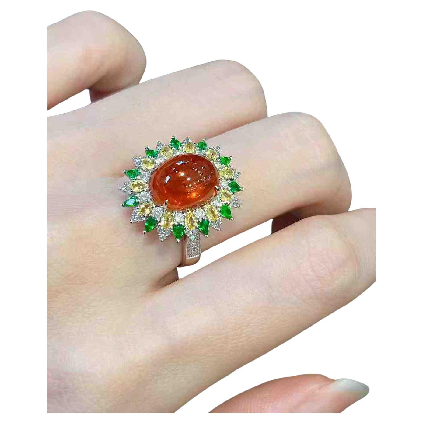 Eze Jewelry 6.00ct Orange Garnet Cocktail Ring, 18K Gold with Diamonds For Sale