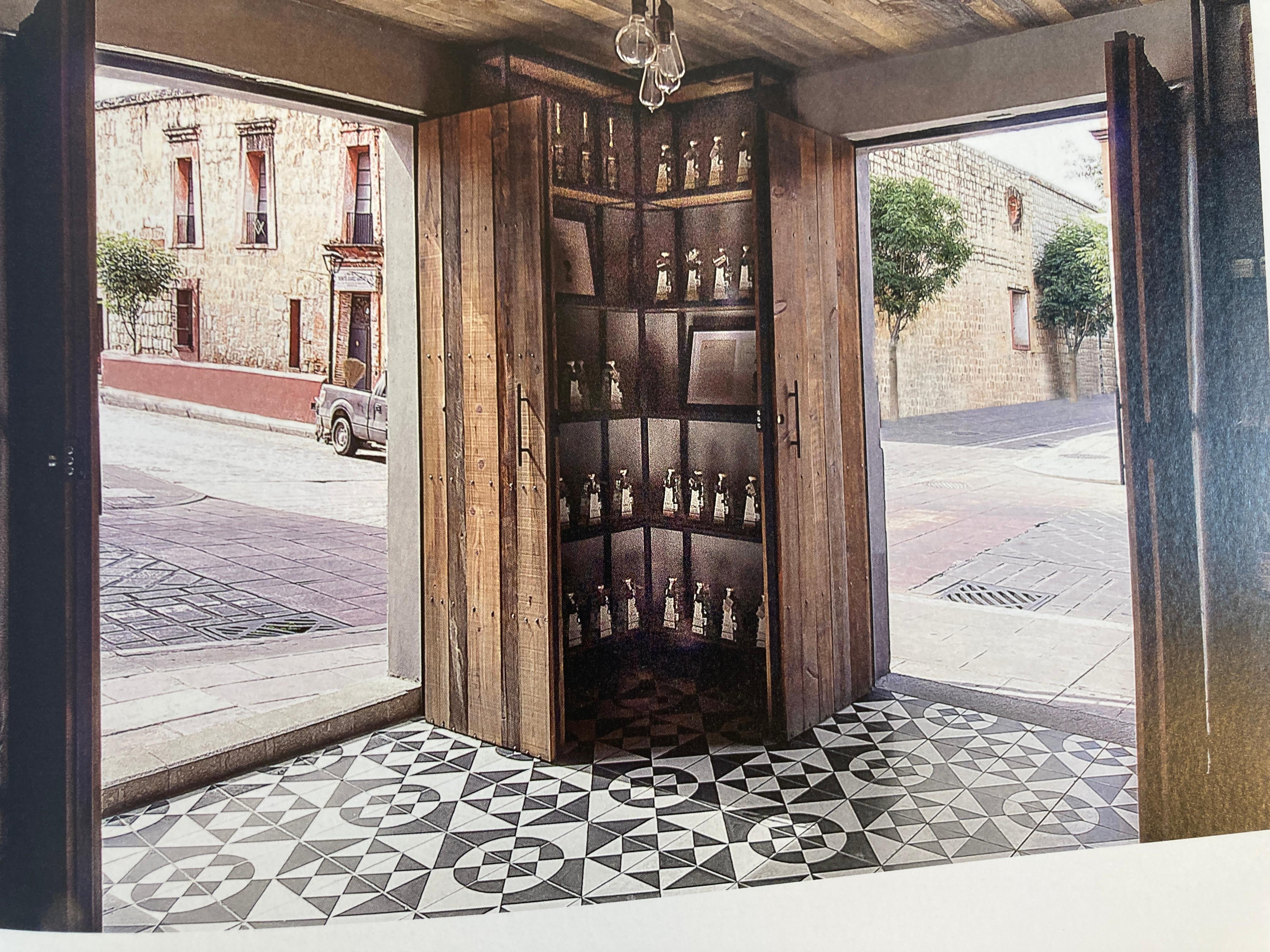 Ezequiel Farca + Cristina Grappin Architecture - Livre de monographie de décoration d'intérieur en vente 3