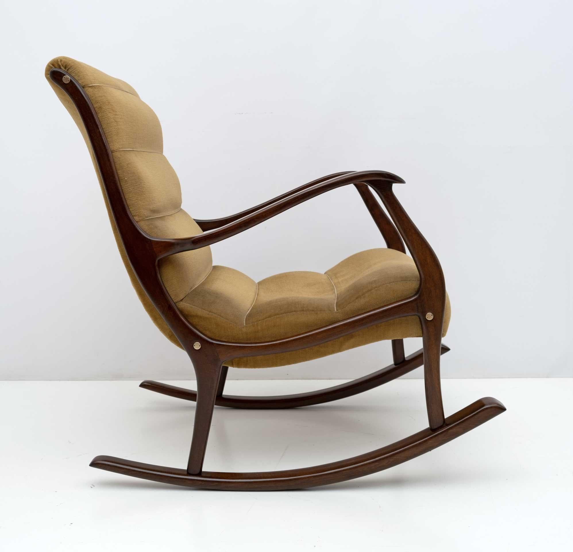 Ezio Longhi Mid-Century Modern Italian Rocking Chair for Elam, 1950s In Good Condition For Sale In Puglia, Puglia
