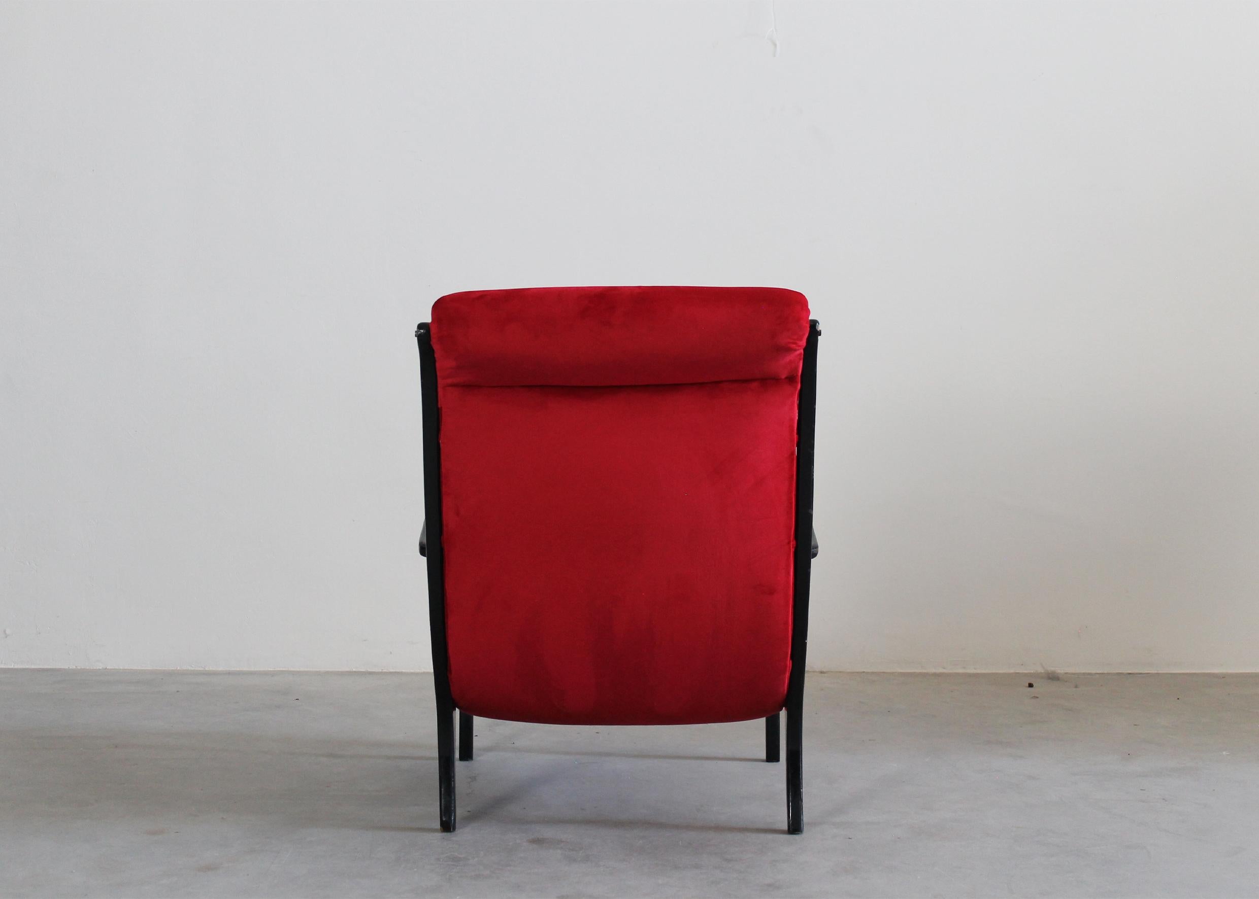 Ezio Longhi Mitzi-Sessel aus schwarzem Holz und rotem Samt für Elam, Italien 1950er Jahre (Italienisch) im Angebot